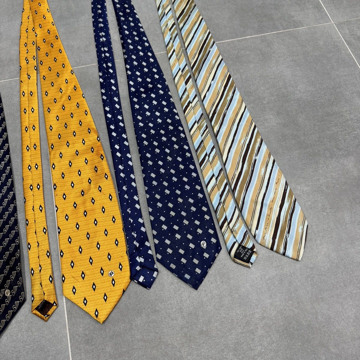 Versace × Vintage Vintage Gianni Versace Silk Ties x5 Size ONE SIZE - 19 Thumbnail