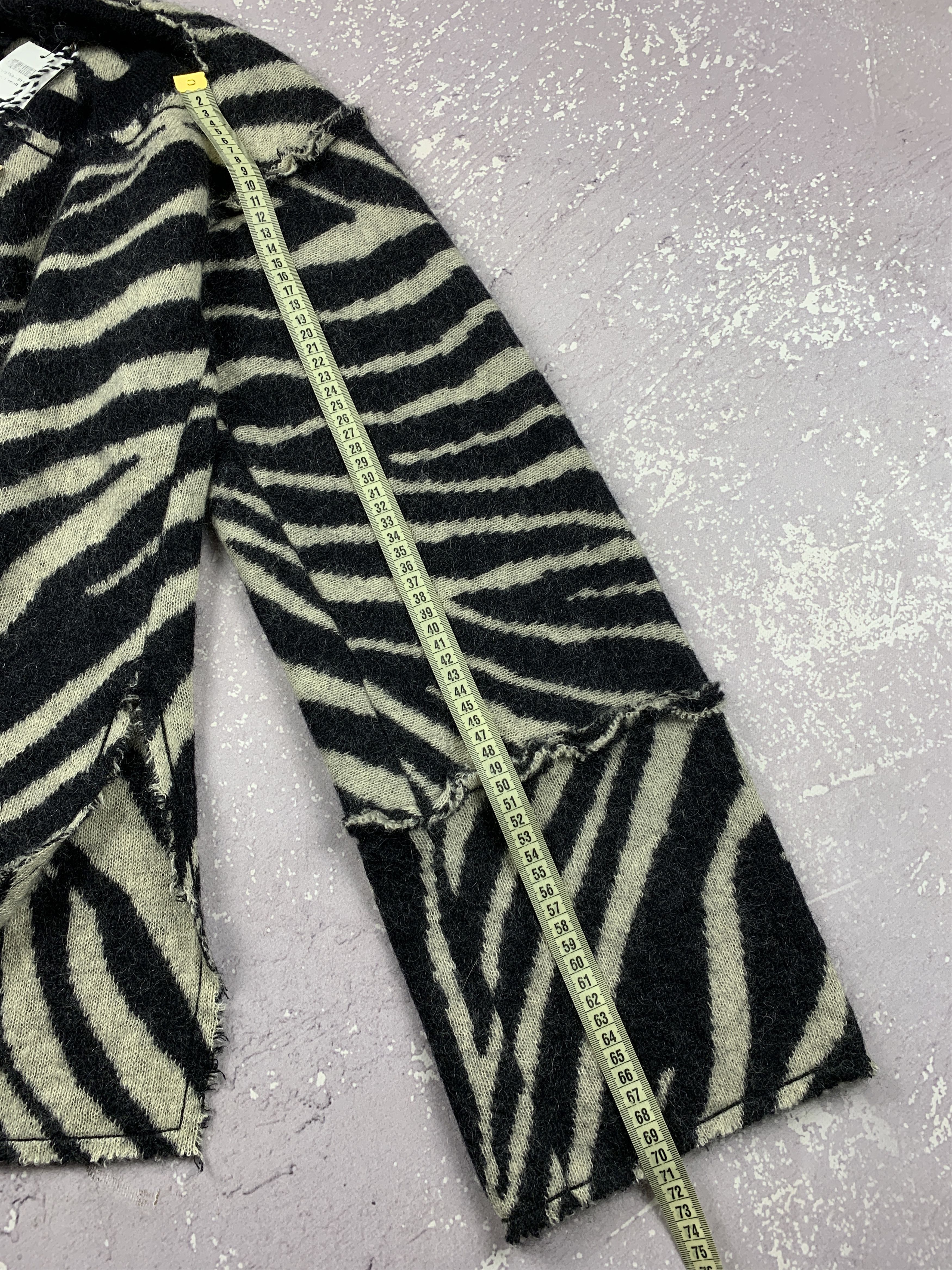 Alexa Chung BNWT $939 Alexa Chung Oversized Zebra Print Mohair Sweater Size S / US 4 / IT 40 - 14 Thumbnail