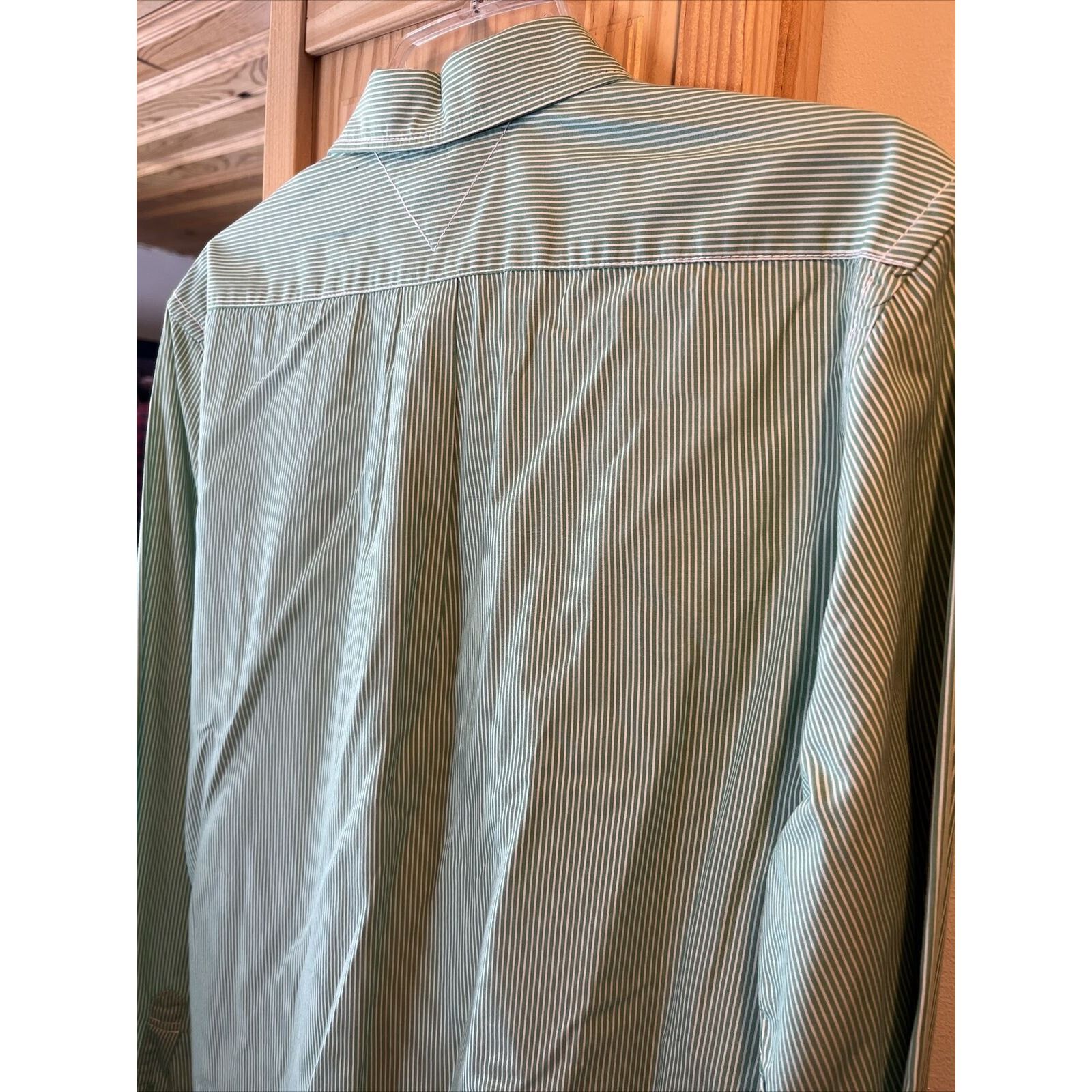 Tommy Hilfiger Tommy Hilfiger Men’s S Green Striped Trim Fit cotton Shirt Size US S / EU 44-46 / 1 - 13 Thumbnail