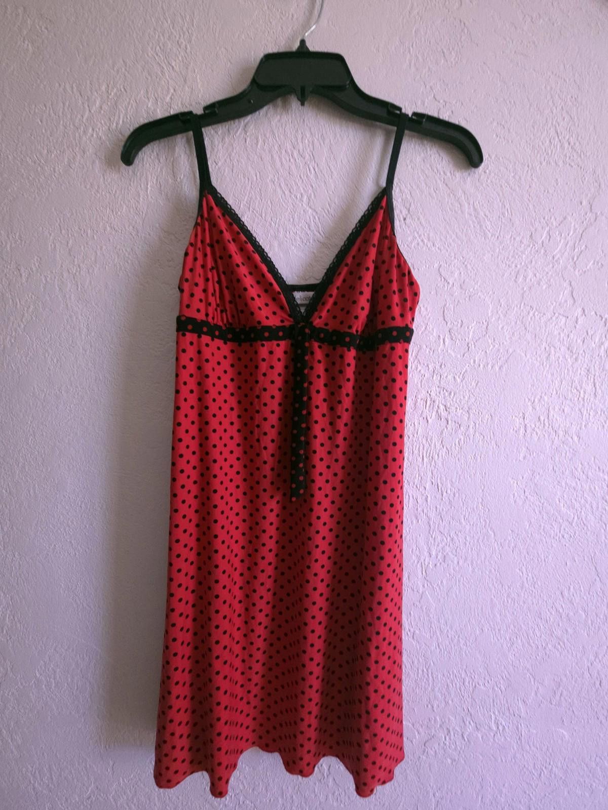Other Vtg Delicates Sexy Red Nightgown, Lace Trim Robe Sz M Medium Size ONE SIZE - 2 Thumbnail