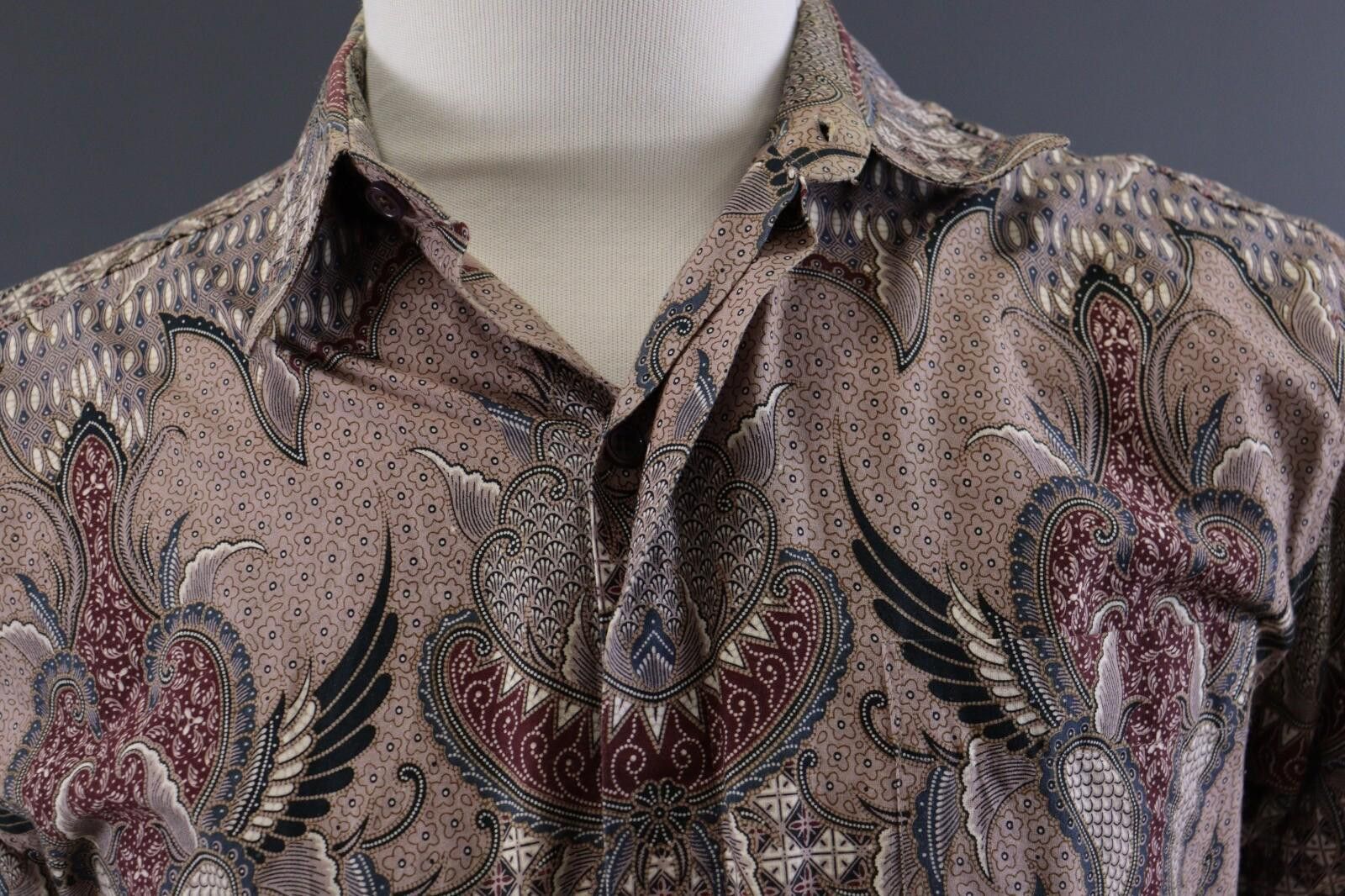 Designer Batik Keris Multicolour Luxury Pattern Down Shirt Size 38 15 Size US M / EU 48-50 / 2 - 4 Thumbnail