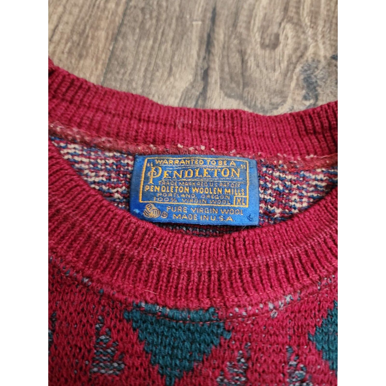 Pendleton VINTAGE Pendleton Deer Embroidered Wool Sweater Mens XL Red USA Made Size US XL / EU 56 / 4 - 4 Thumbnail