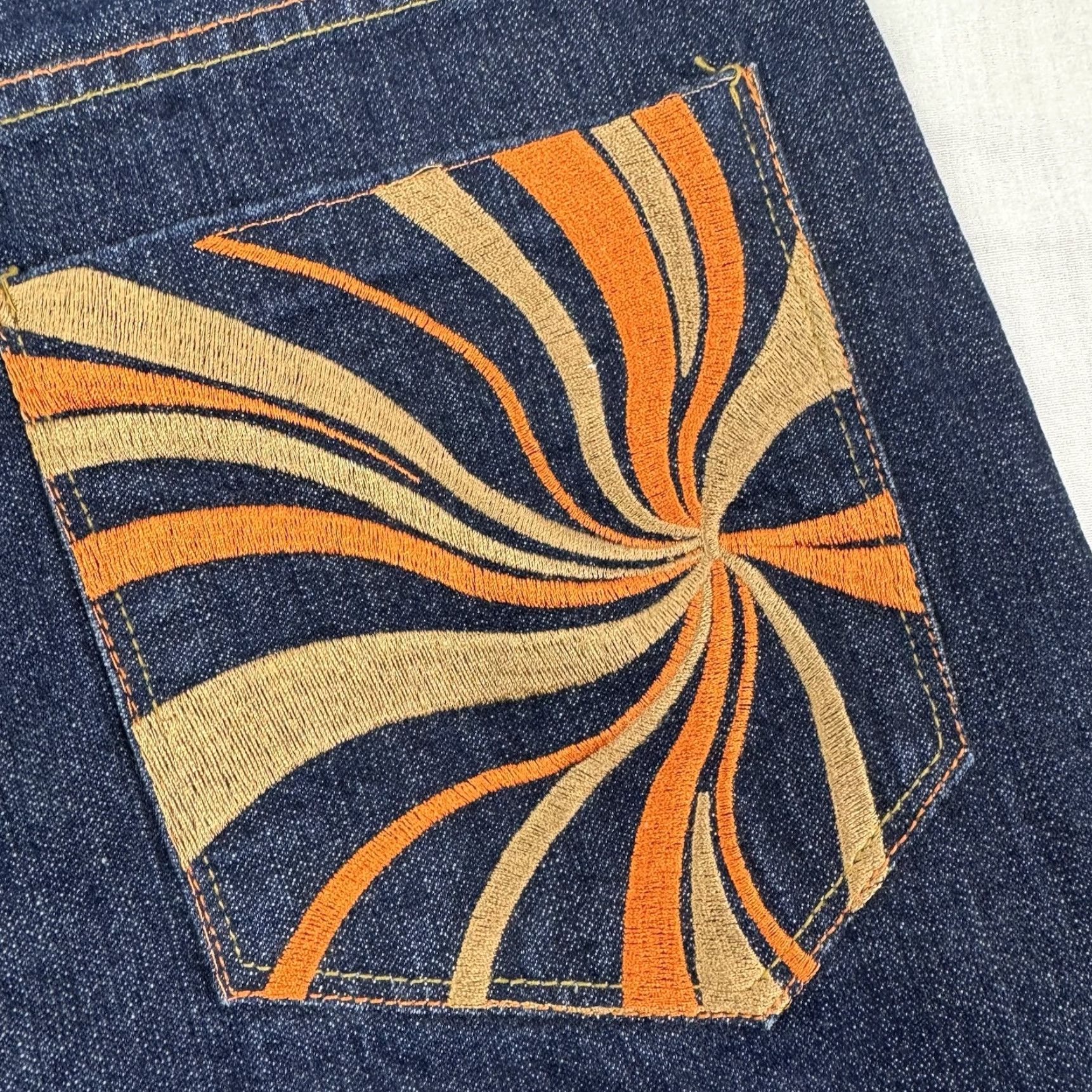Vintage VINTAGE Zeep Jeans Men Adult 36x34 Baggy Hip Hop Embroidered Y2K Hipster Relaxed Jeans Blue 90s Grunge Straight Mens Size US 36 / EU 52 - 3 Thumbnail
