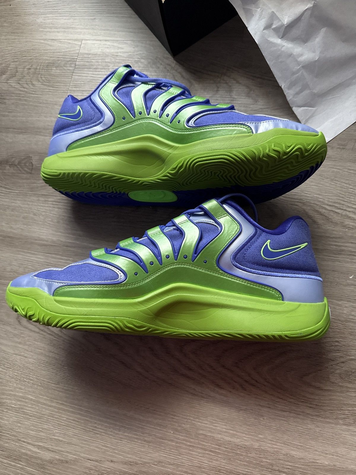Nike nike eybl kd18 size 16 Size US 15 / EU 48 - 6 Thumbnail