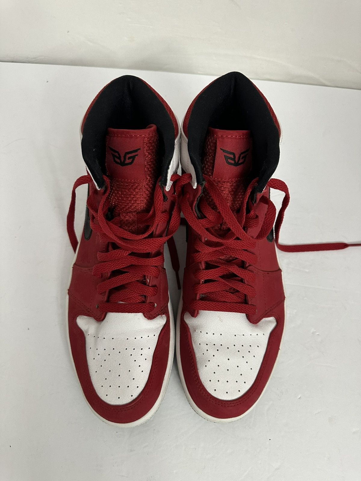 Nike Air Jordan 1 Retro Mid Size US 10.5 / EU 43-44 - 5 Thumbnail