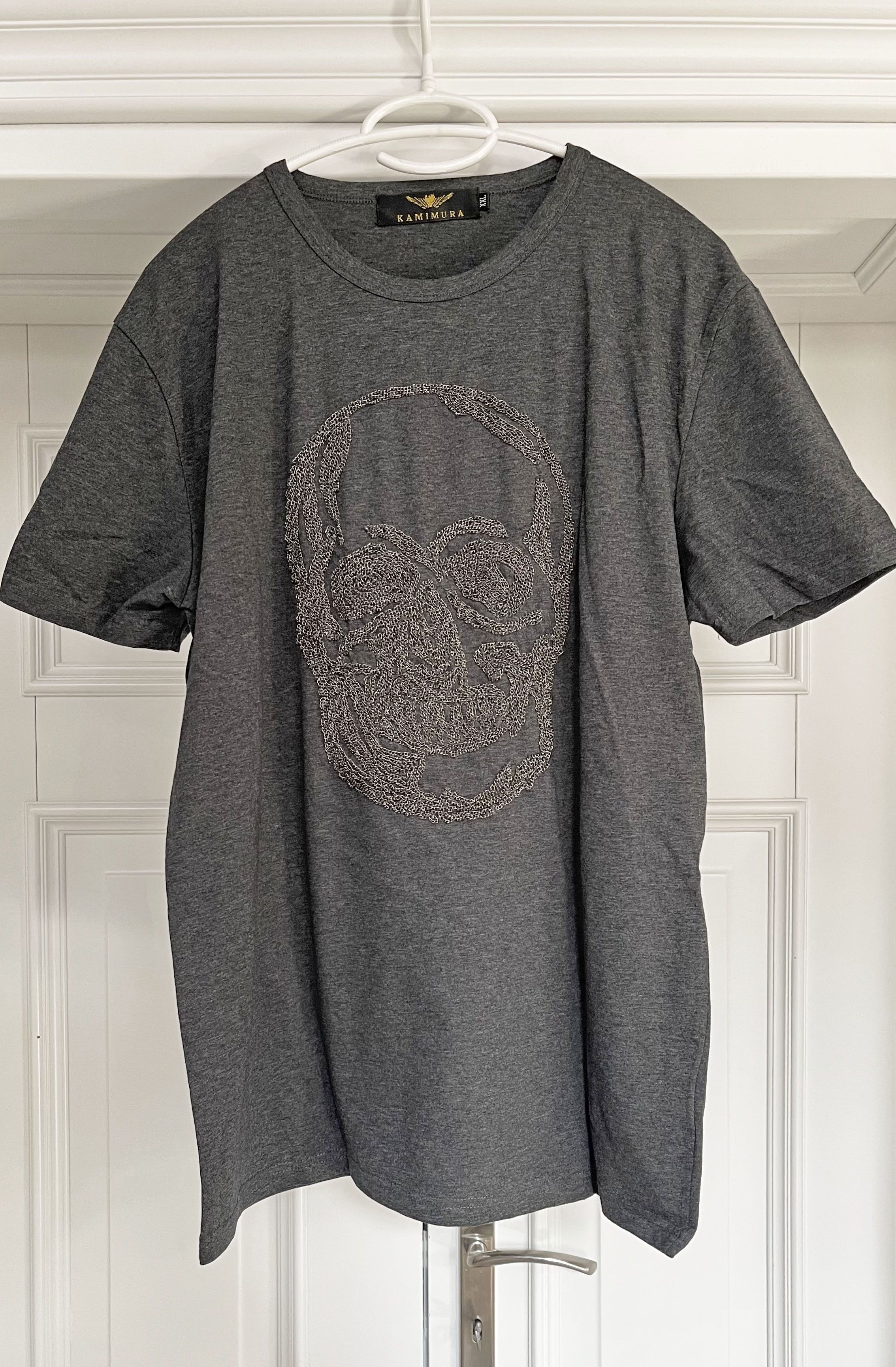 Kamimura t-shirt with embroidered metal chain skull