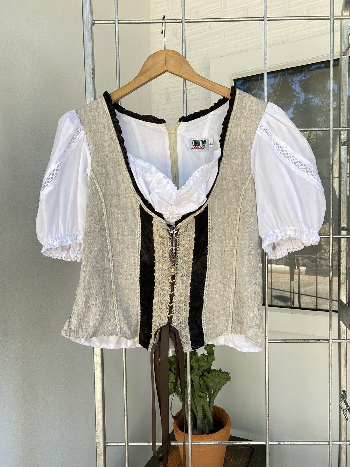 Country Line Lolita vintage blouse