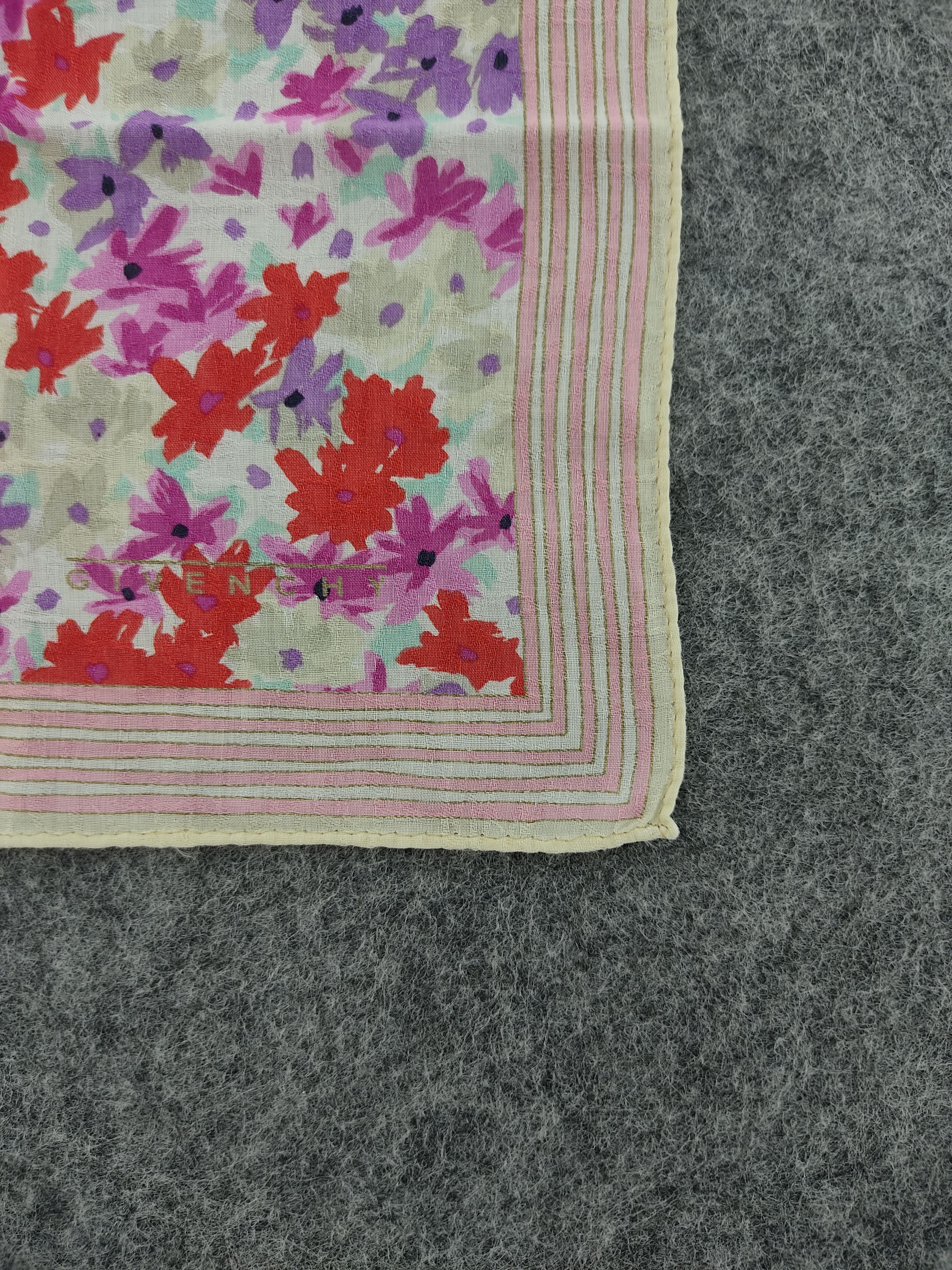 Givenchy Vintage Celine All Over Floral Cotton Scarf Red & Purple Size ONE SIZE - 3 Thumbnail