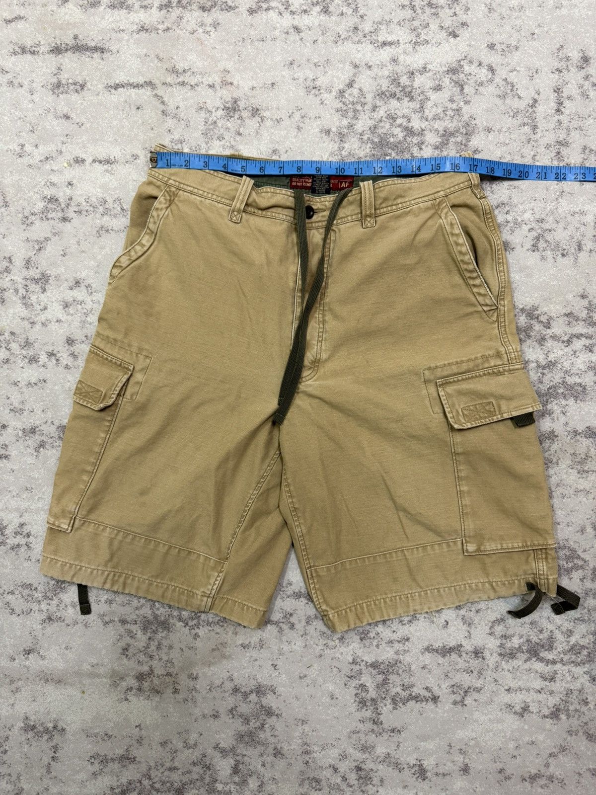 Abercrombie & Fitch Abercrombie and fitch khakis cargo short pants Size US 34 / EU 50 - 14 Thumbnail