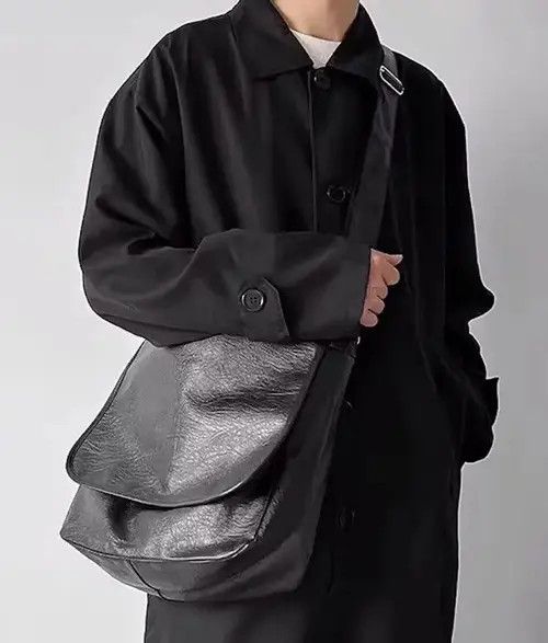 Japanese Brand Fashion 90s pu leather crossbody messenger bag vintage Size ONE SIZE - 2 Thumbnail
