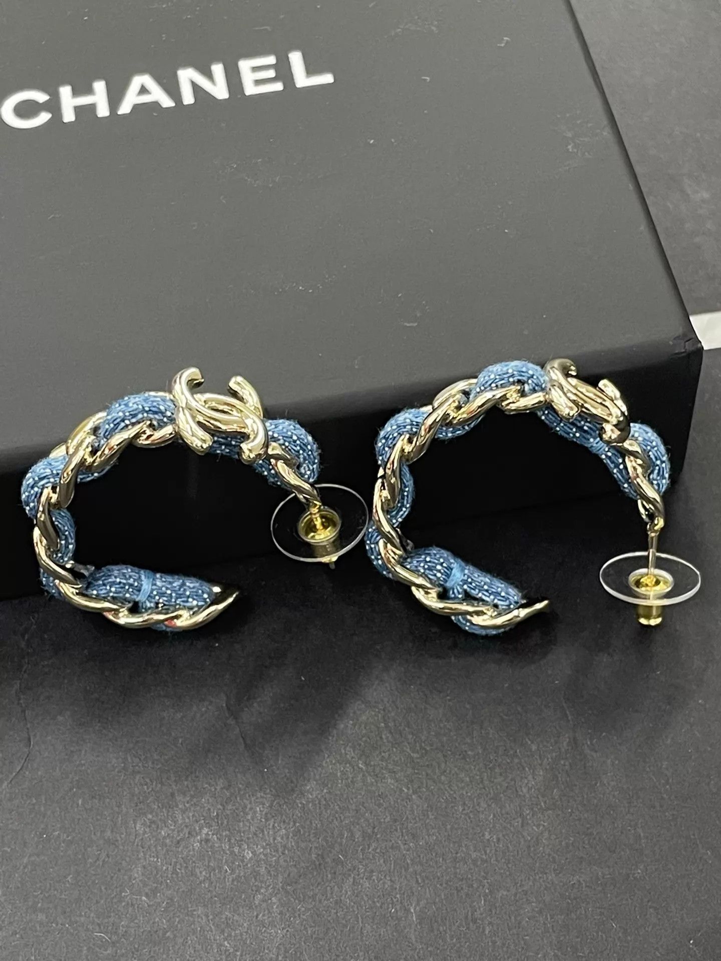 Chanel Chanel 25p Blue Denim Circle Earrings New With Box Size ONE SIZE - 2 Thumbnail