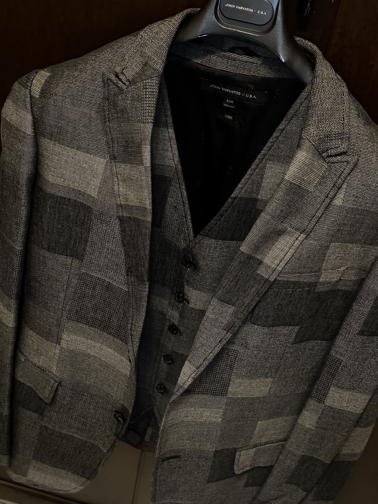 JOHN VARVATOS JACQUARD PATCHWORK JACKET & VEST SET