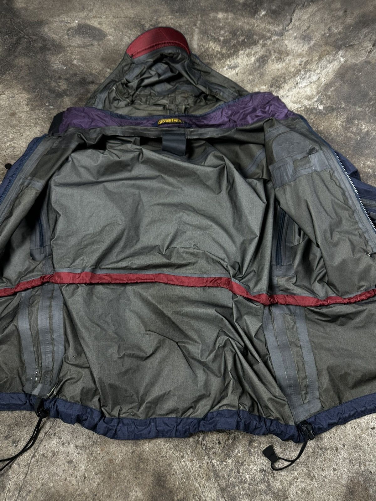 90s First Gen Arc'teryx Theta AR Shadow Gore-tex Shell Rare