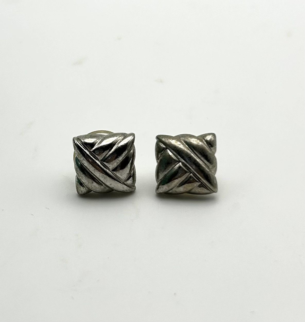 Other Vintage Silver Tone Unisex Quilted Square Stud Earrings Size ONE SIZE - 2 Thumbnail