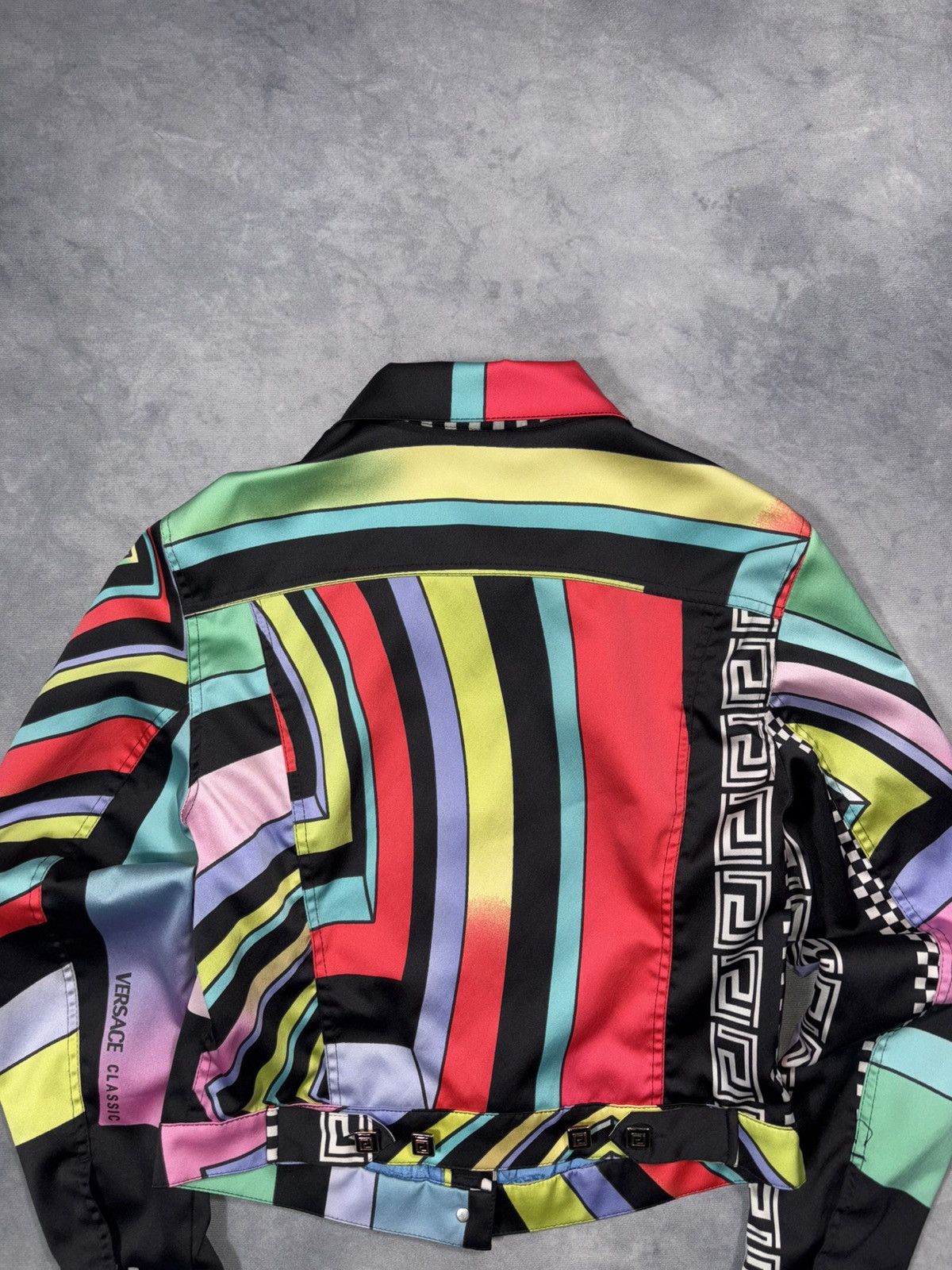 Versace Iconic Versace Classic V2 Runway 90s Jacket Size US M / EU 48-50 / 2 - 7 Thumbnail