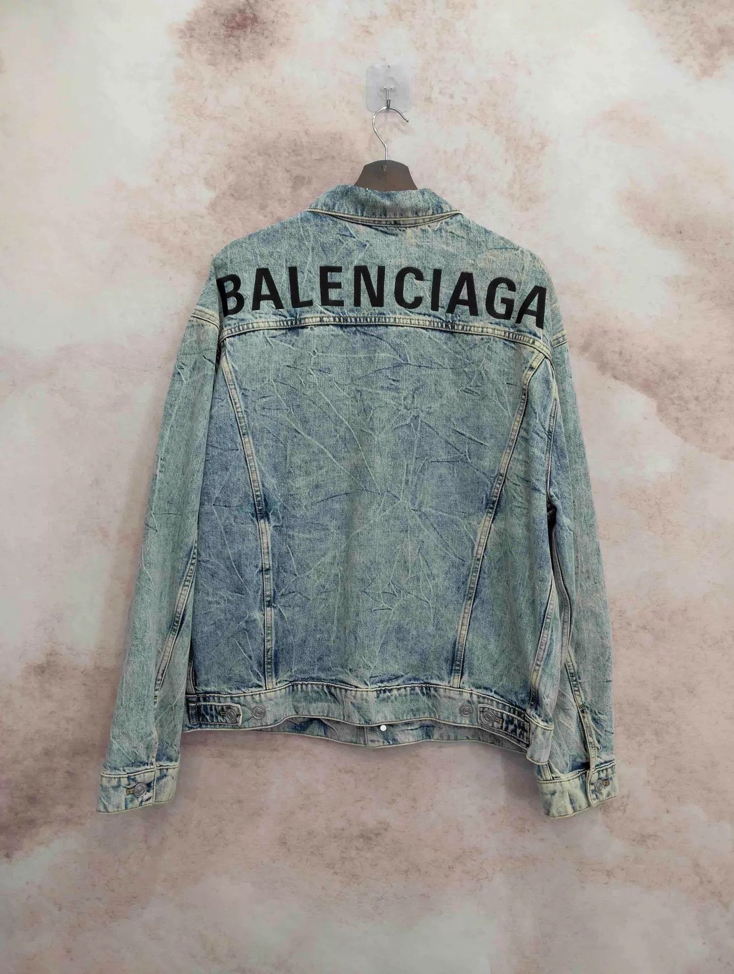 Balenciaga Balenciaga Distressed Denim Jacket 36 95 New Size XS / US 0-2 / IT 36-38 - 2 Thumbnail