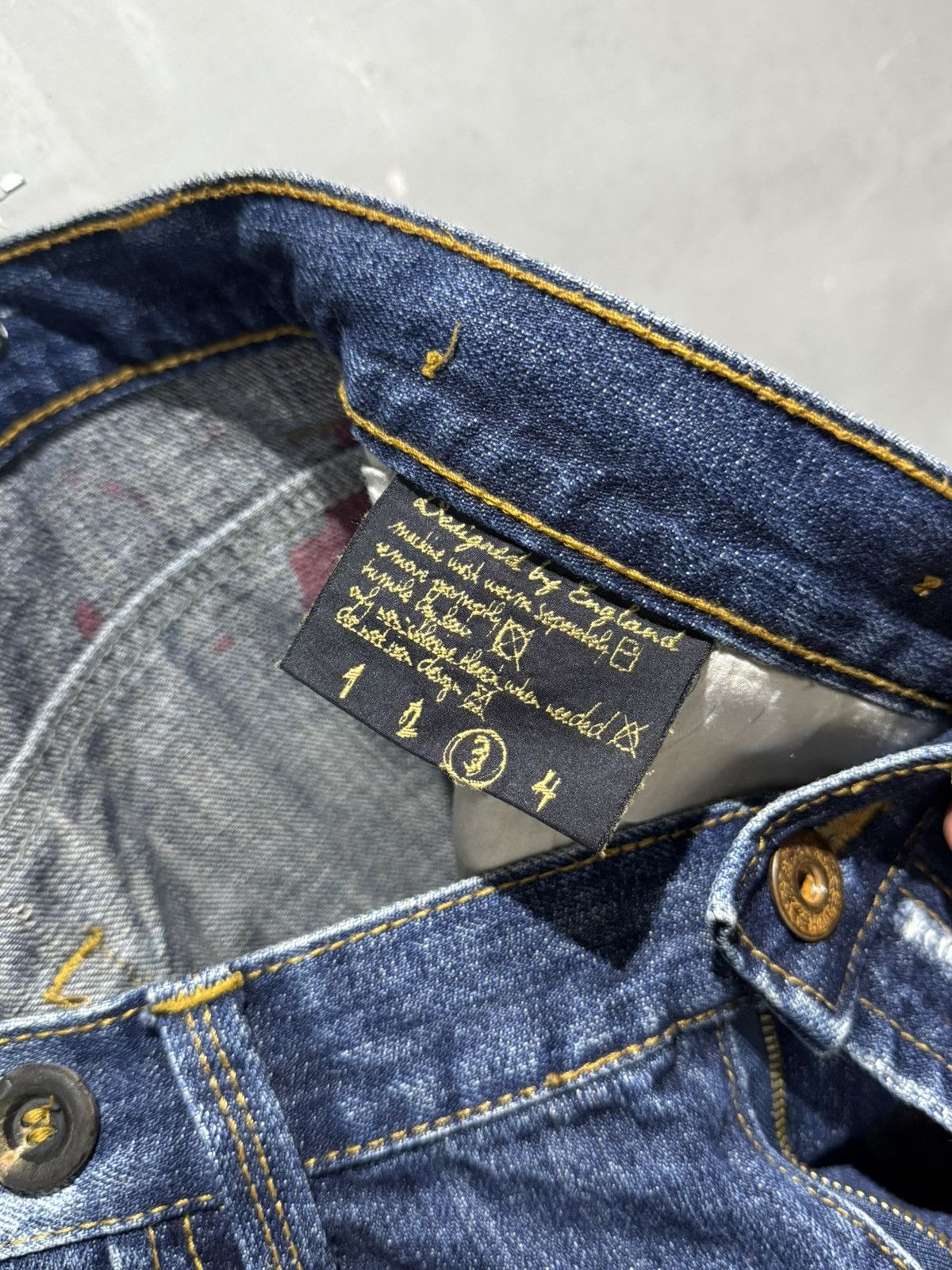 Japanese Brand Japanese Brand A.V.H. Costume Heavily Distressed Jeans Size US 36 / EU 52 - 8 Thumbnail