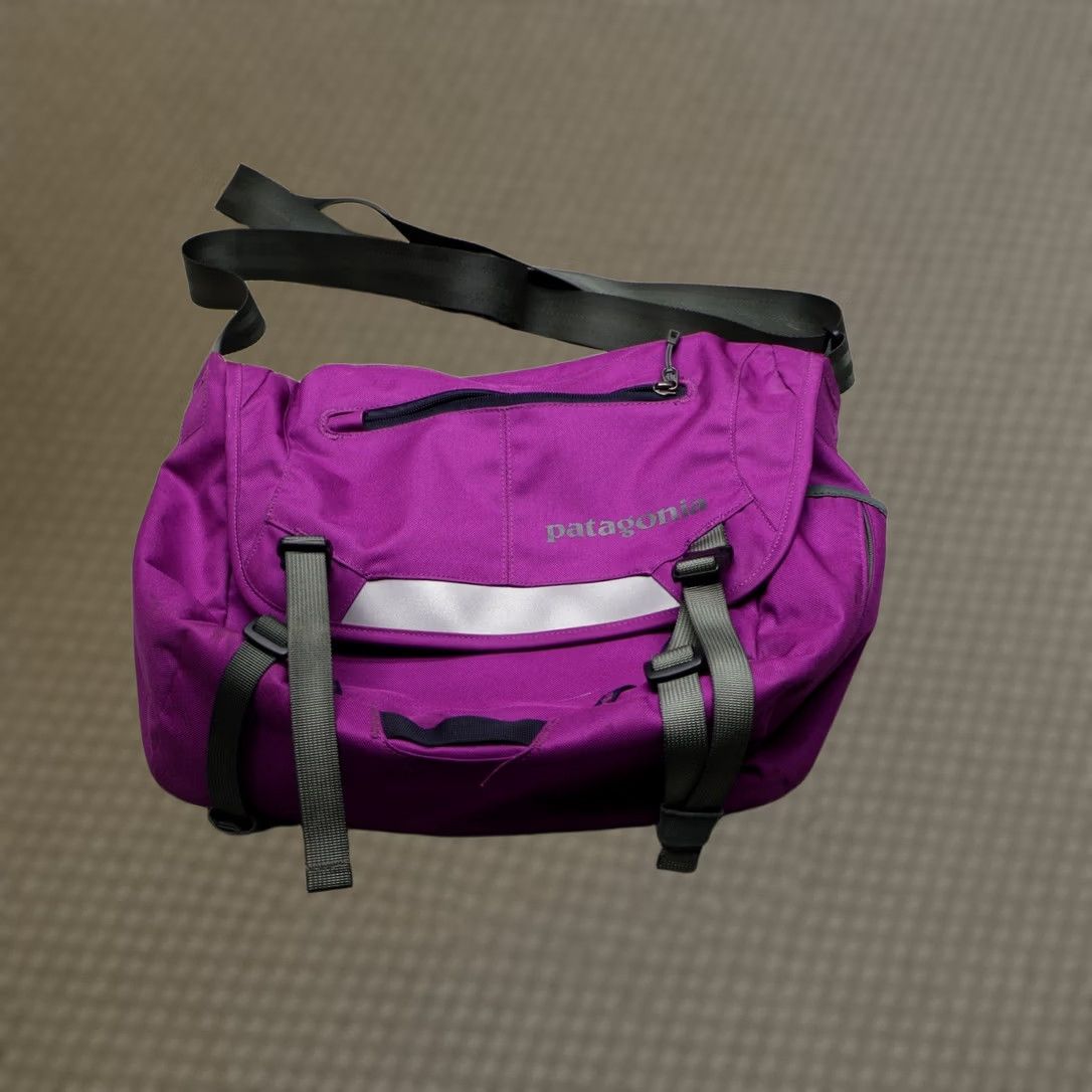 Patagonia × Vintage Vintage Patagonia Messenger Bag | Grailed