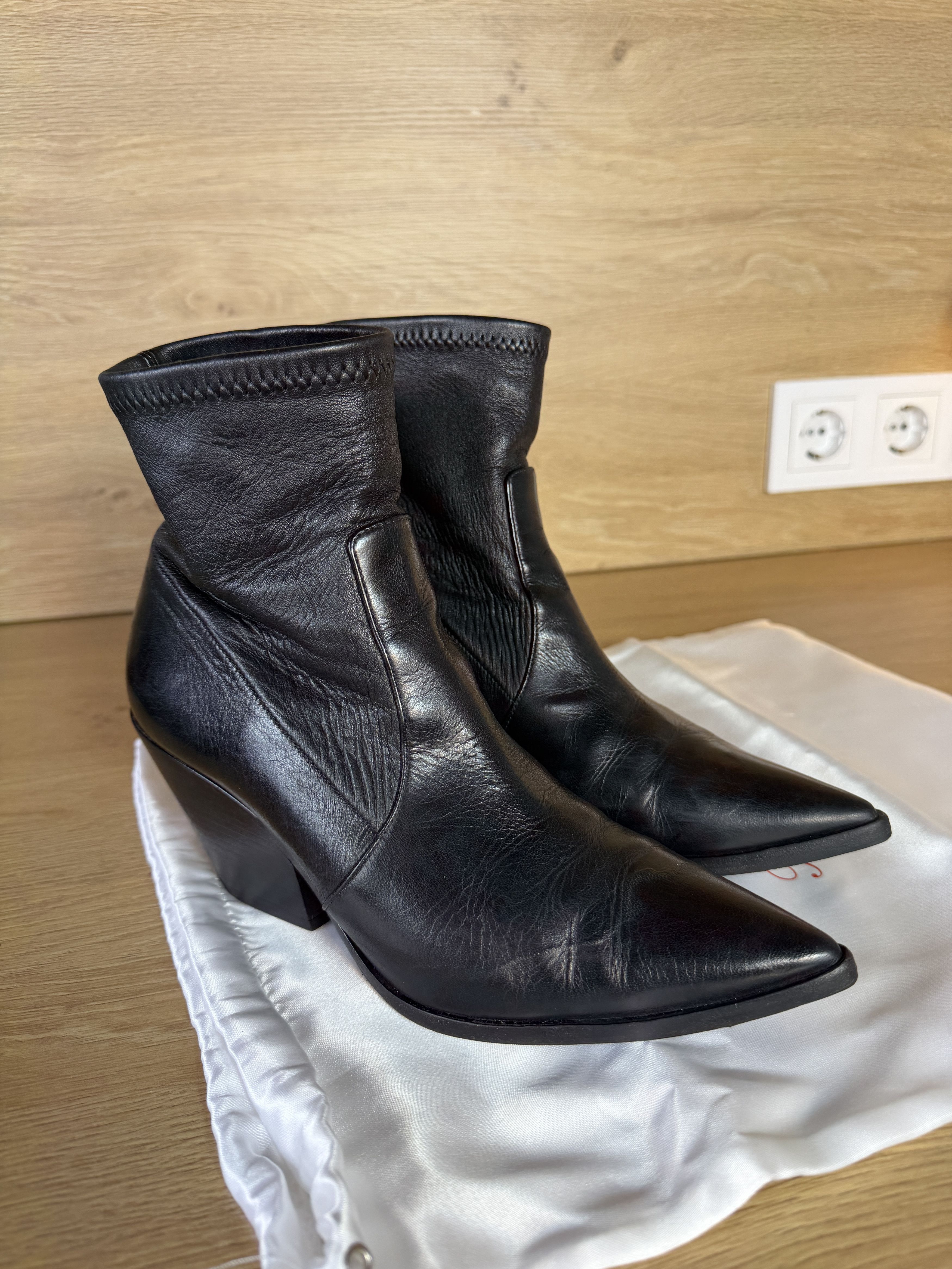 Casedei Kozaki Casadei boots size Size US 6 / IT 36 - 2 Thumbnail
