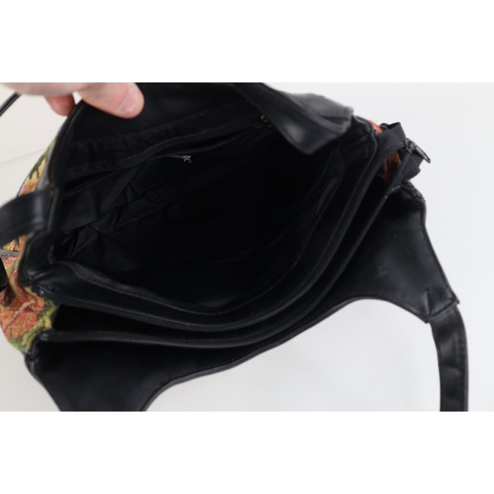 Vintage Vintage 90s Babydoll Leather Trim Flower Tapestry Purse Size ONE SIZE - 8 Thumbnail