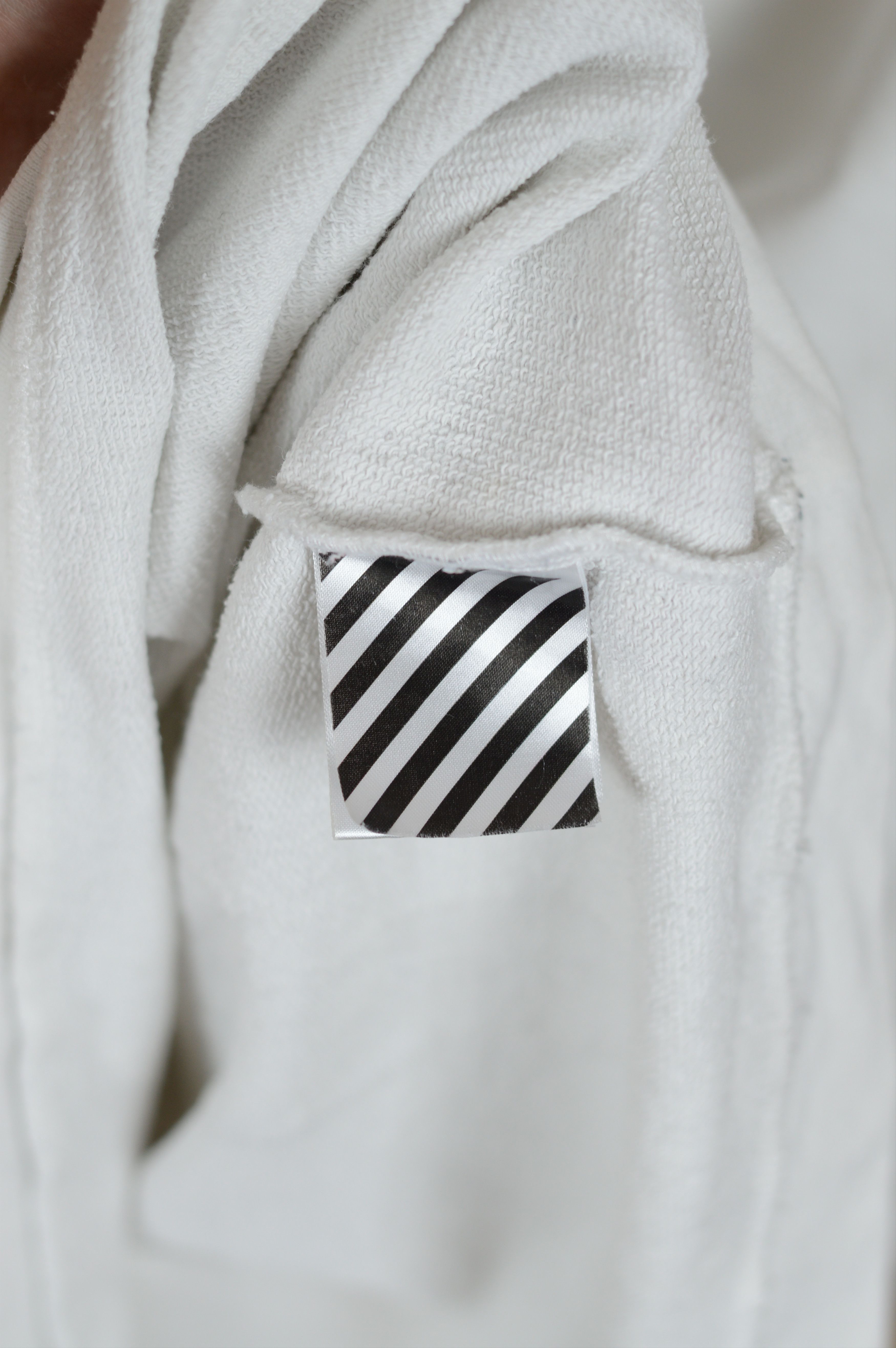 Off-White Off White "Cut Off" Caravaggio Print Hoodie White Size US S / EU 44-46 / 1 - 11 Thumbnail