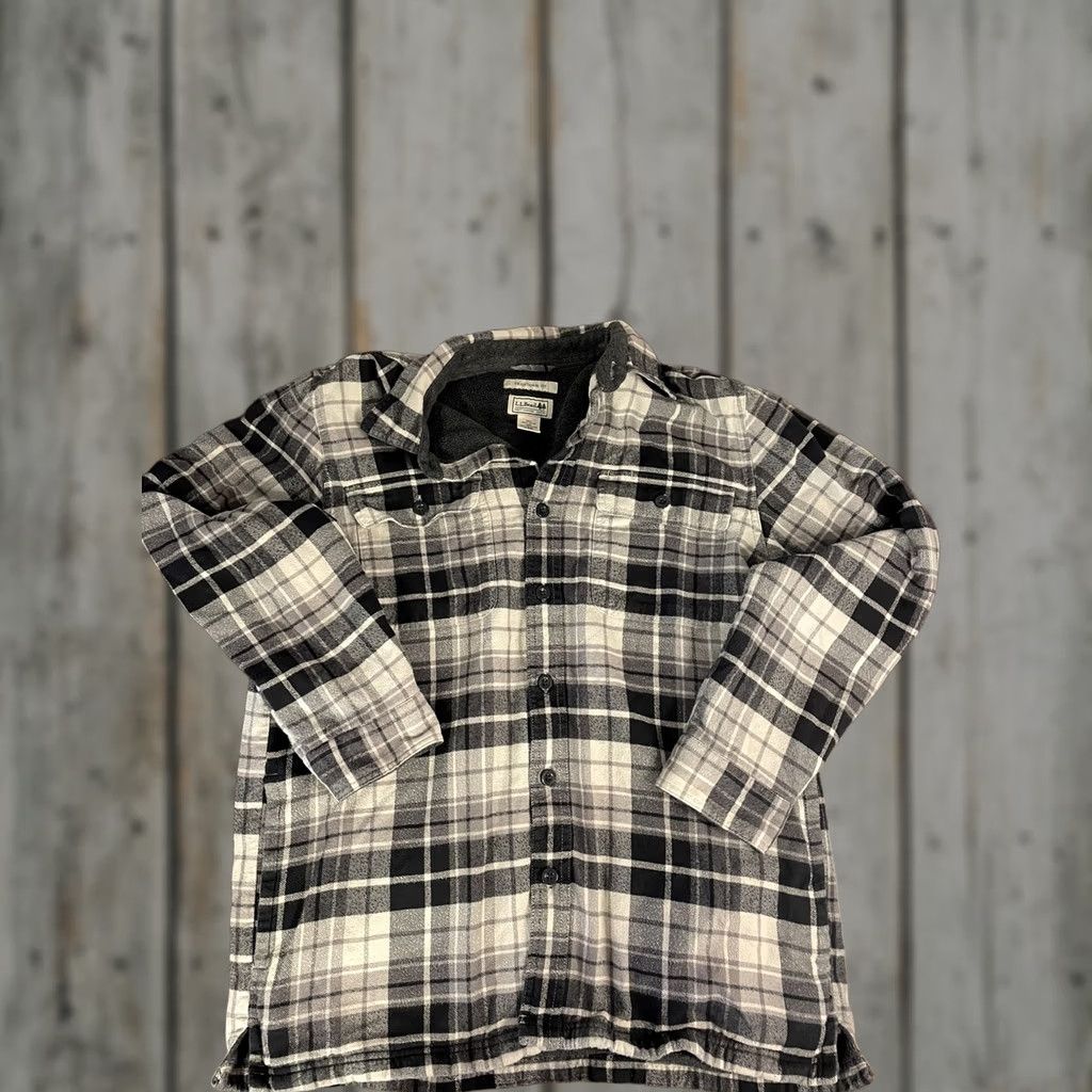 Vintage LL Bean Mens Flannel Shirt Size M Plaid Black White Button Up Traditional Fit Size US M / EU 48-50 / 2 - 1 Thumbnail