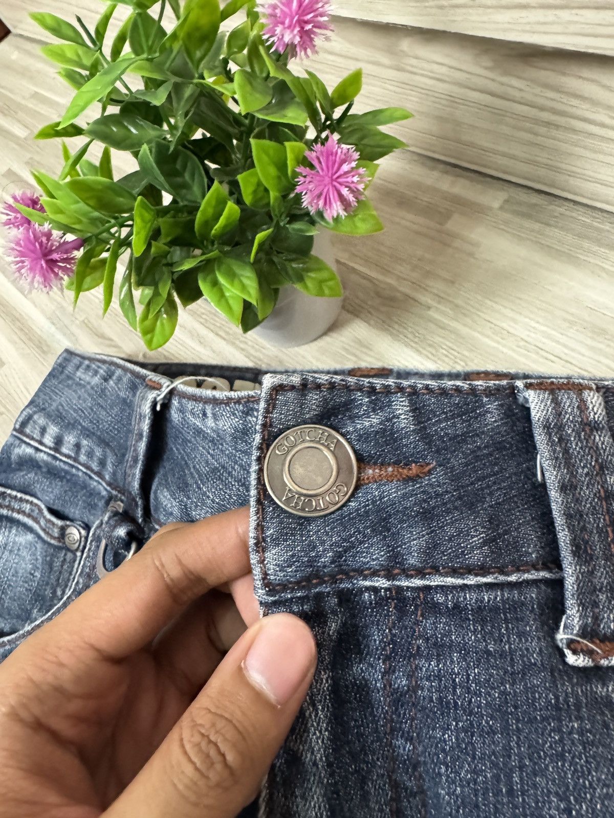 Gotcha × Vintage Vintage Gotcha Biglogo Distressed Denim Jeans Size US 32 / EU 48 - 5 Thumbnail