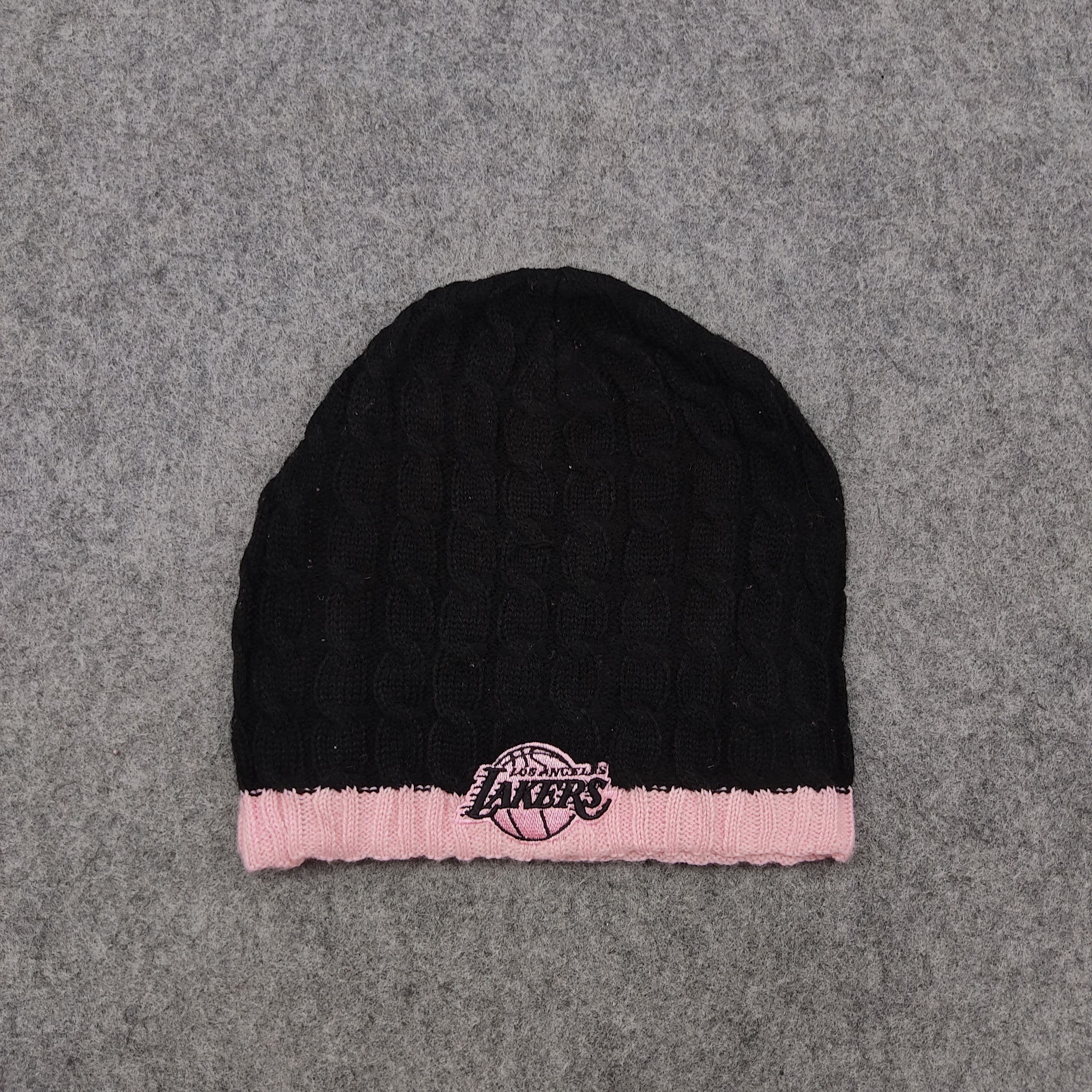 NBA × Vintage Vintage L.A. Lakers by TOW Beanie / Snow Hat / Snow Cap Size ONE SIZE - 1 Thumbnail