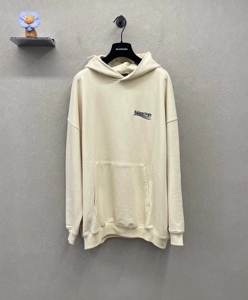 Balenciaga Balenciaga Beige Coke Sweatshirt Size US XS / EU 42 / 0 - 1 Thumbnail