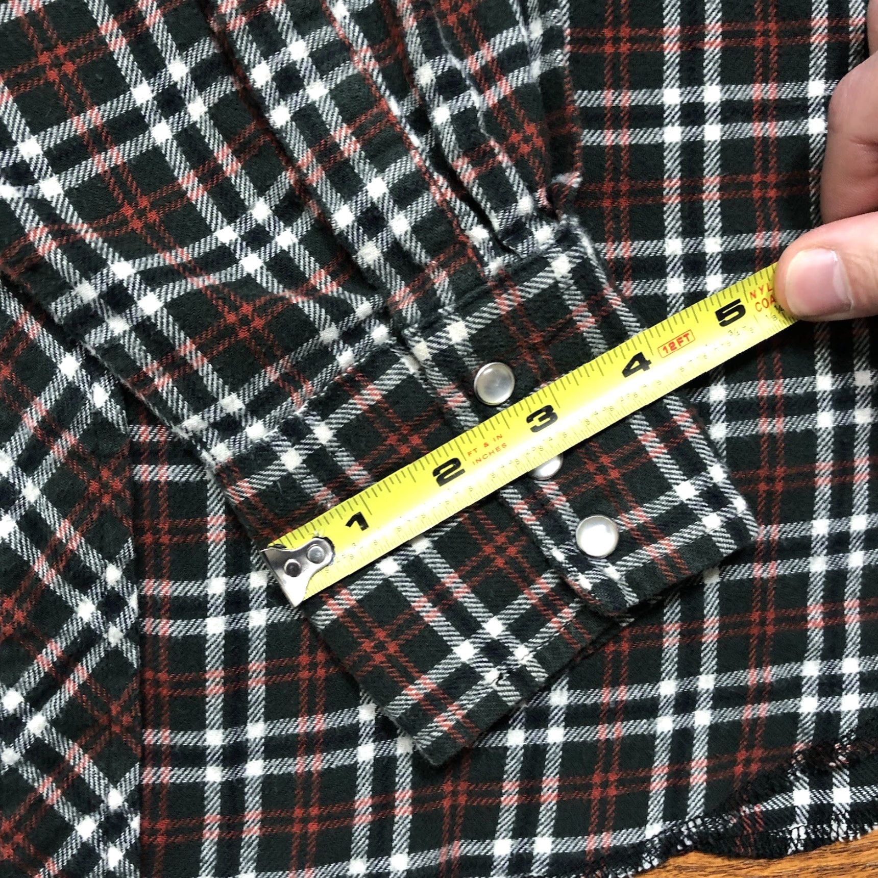 Wrangler Vtg Wrangler Shirt Men Black Red Plaid Flannel Pearl Snap Western Wrancher Shirt Size US L / EU 52-54 / 3 - 8 Thumbnail