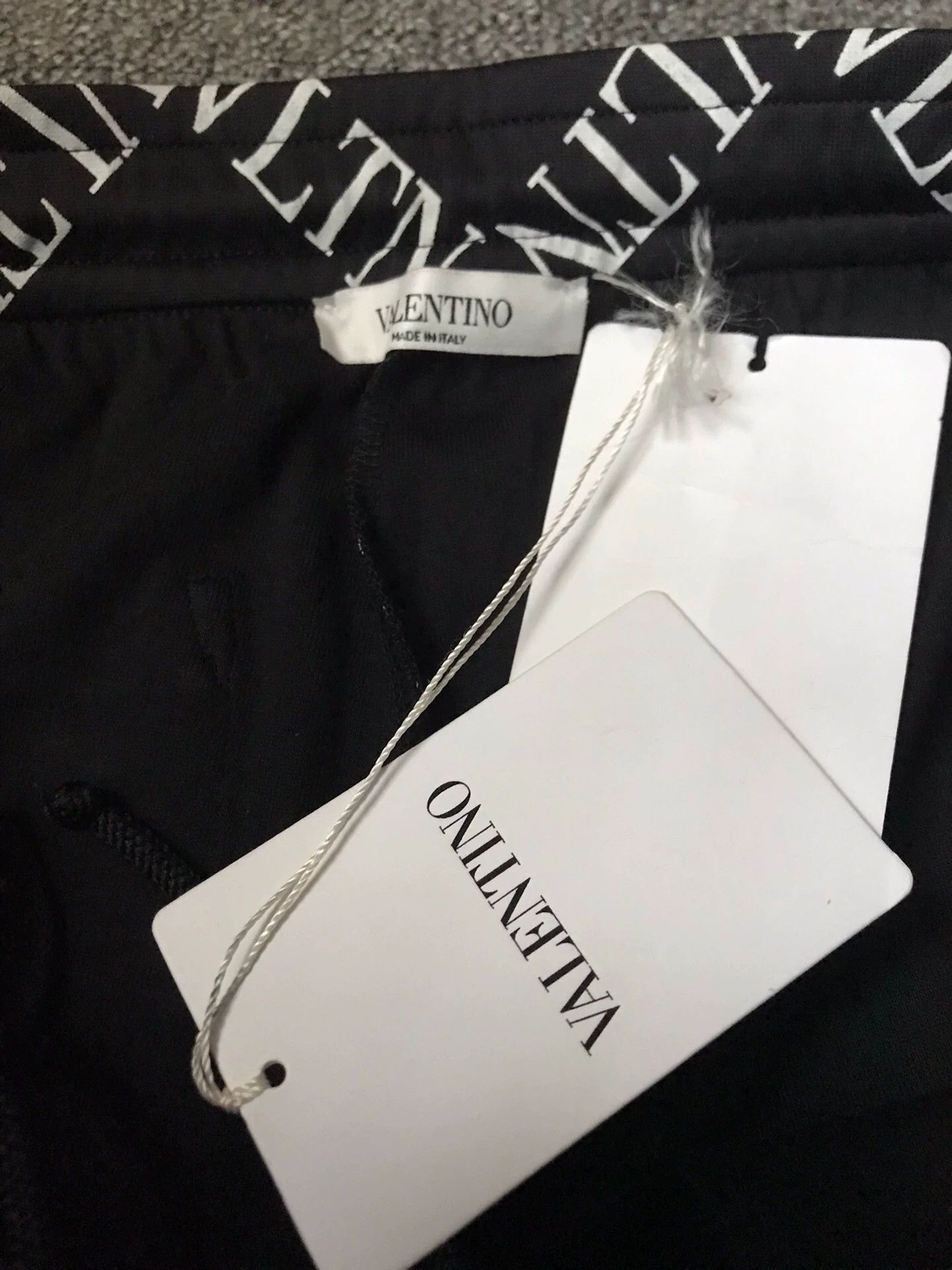 Valentino Valentino Drawstring Waist Zip Cuff VLTN Print Pants Size L Size US 34 / EU 50 - 5 Thumbnail