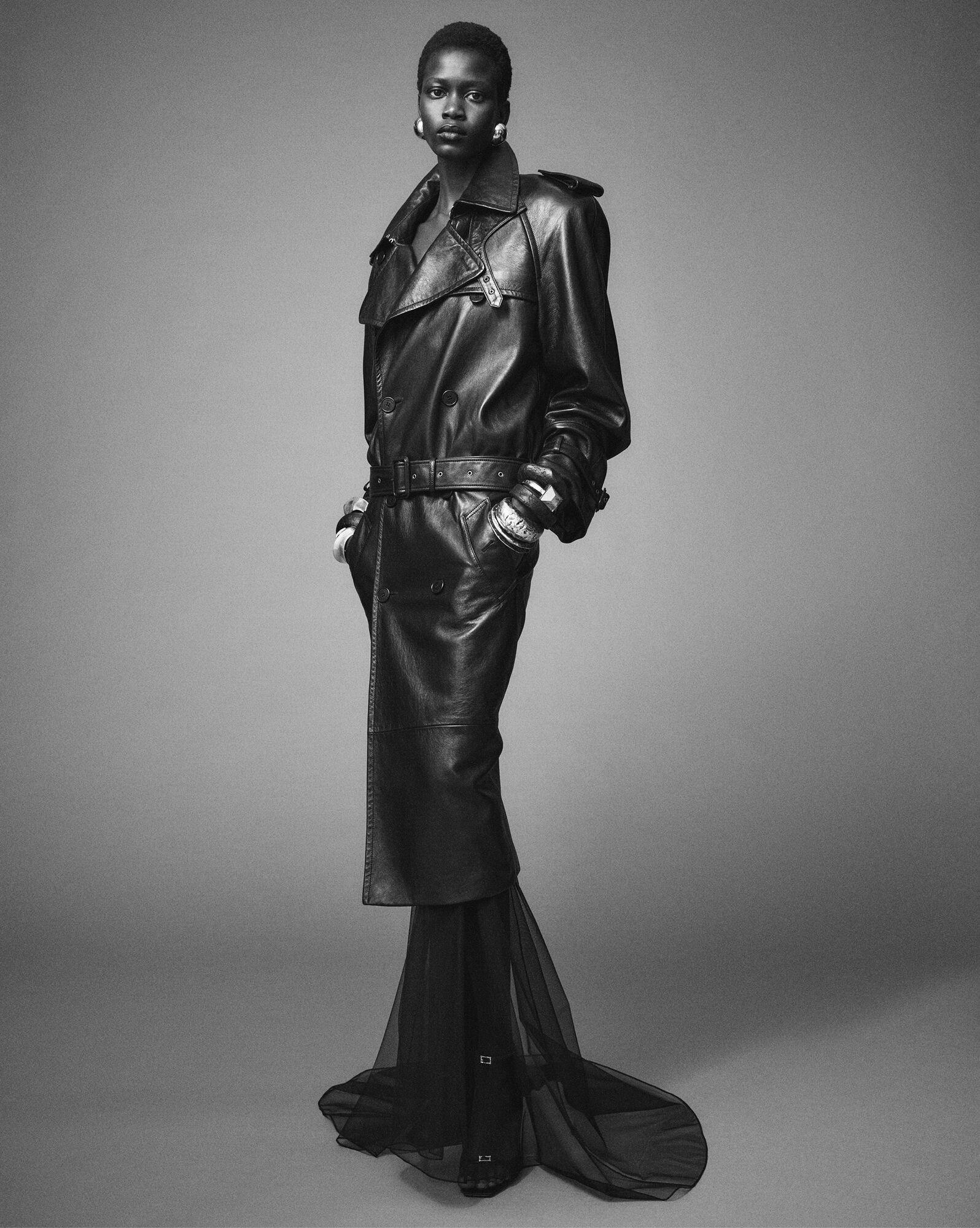 Saint Laurent Paris o1s1wg110225 713704 Trench Coat in Drummed Lambskin in Black Size M / US 6-8 / IT 42-44 - 2 Thumbnail