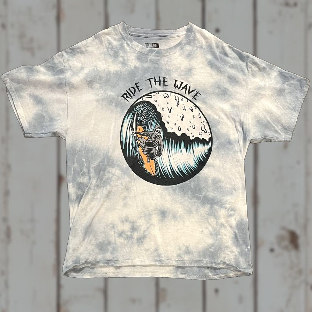 Vintage Ride the Wave XL Surf Skate Gray Tie Dye Short Sleeve T-shirt ReaperMens XL Gray Cotton Tie Dye Surf Skate - Size US XL / EU 56 / 4 - 1 Thumbnail