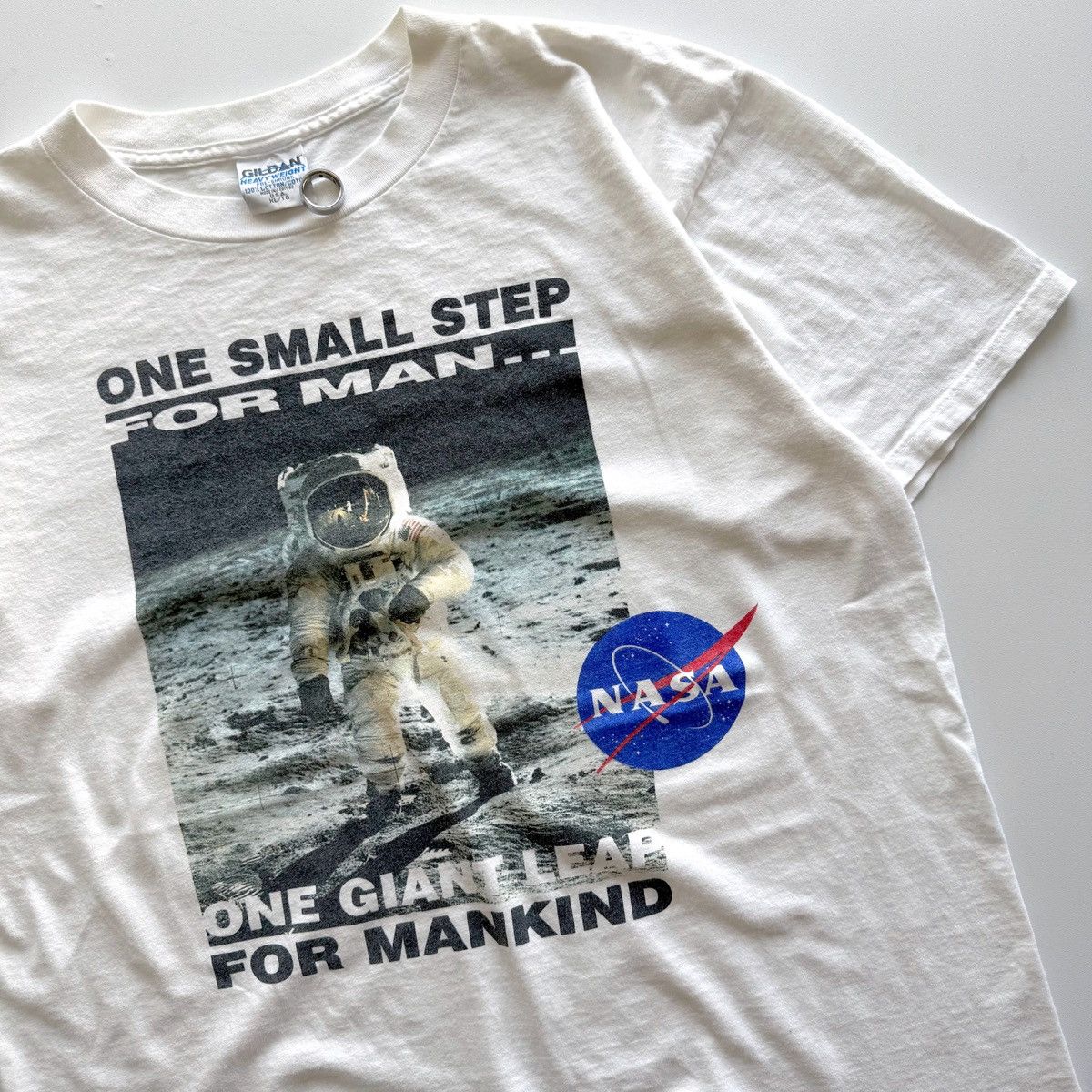 Vintage 1994 Vintage NASA Apollo 11 Neil Armstrong Quote Tee Size US XL / EU 56 / 4 - 4 Thumbnail