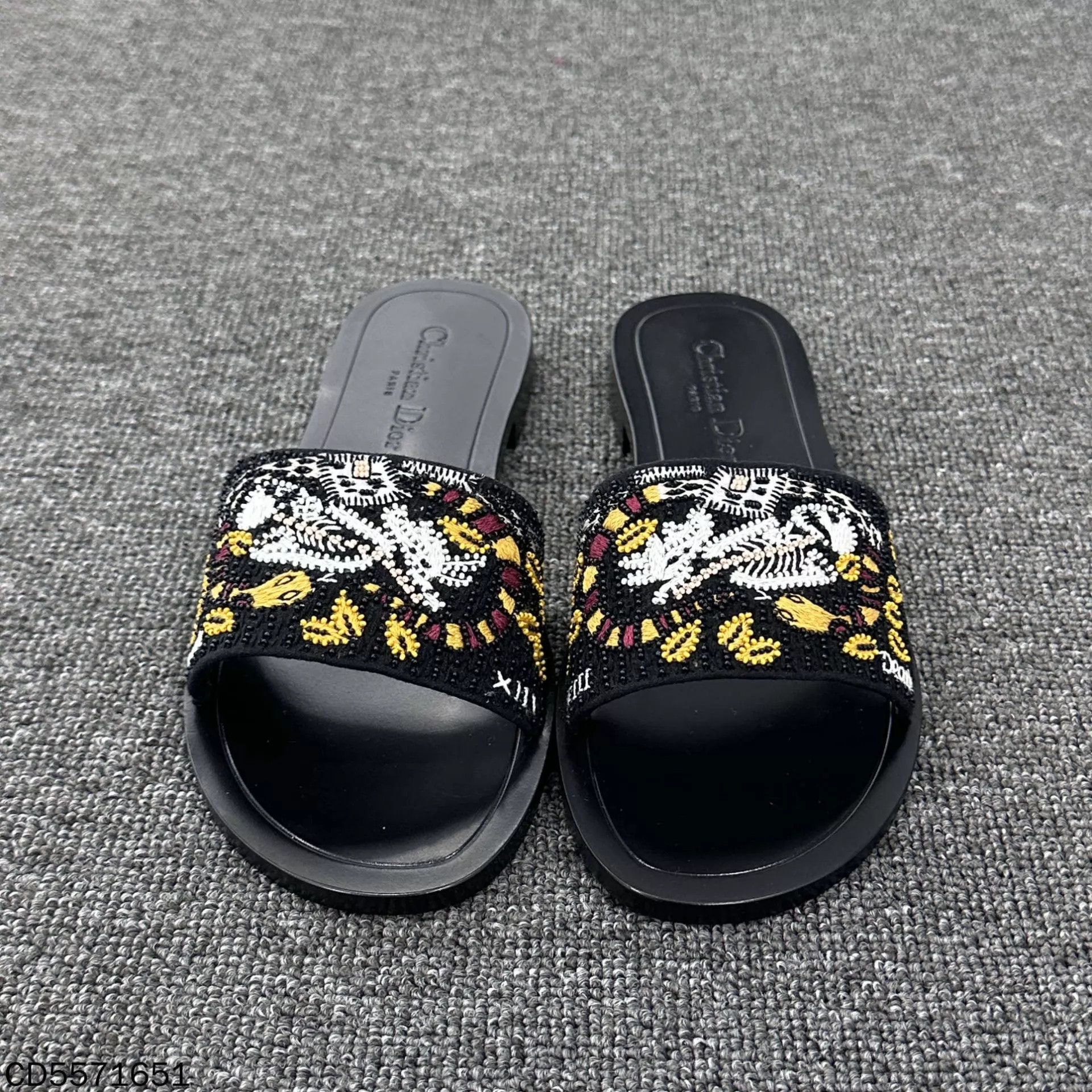 Dior Dior Heavy Beaded Slippers 38 New Size US 7.5 / IT 37.5 - 2 Thumbnail