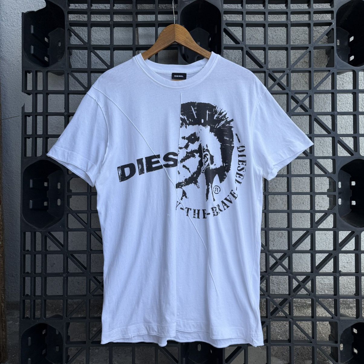 Diesel Diesel Trojan Patches Pinholes Graphic Tee Size US XL / EU 56 / 4 - 3 Thumbnail