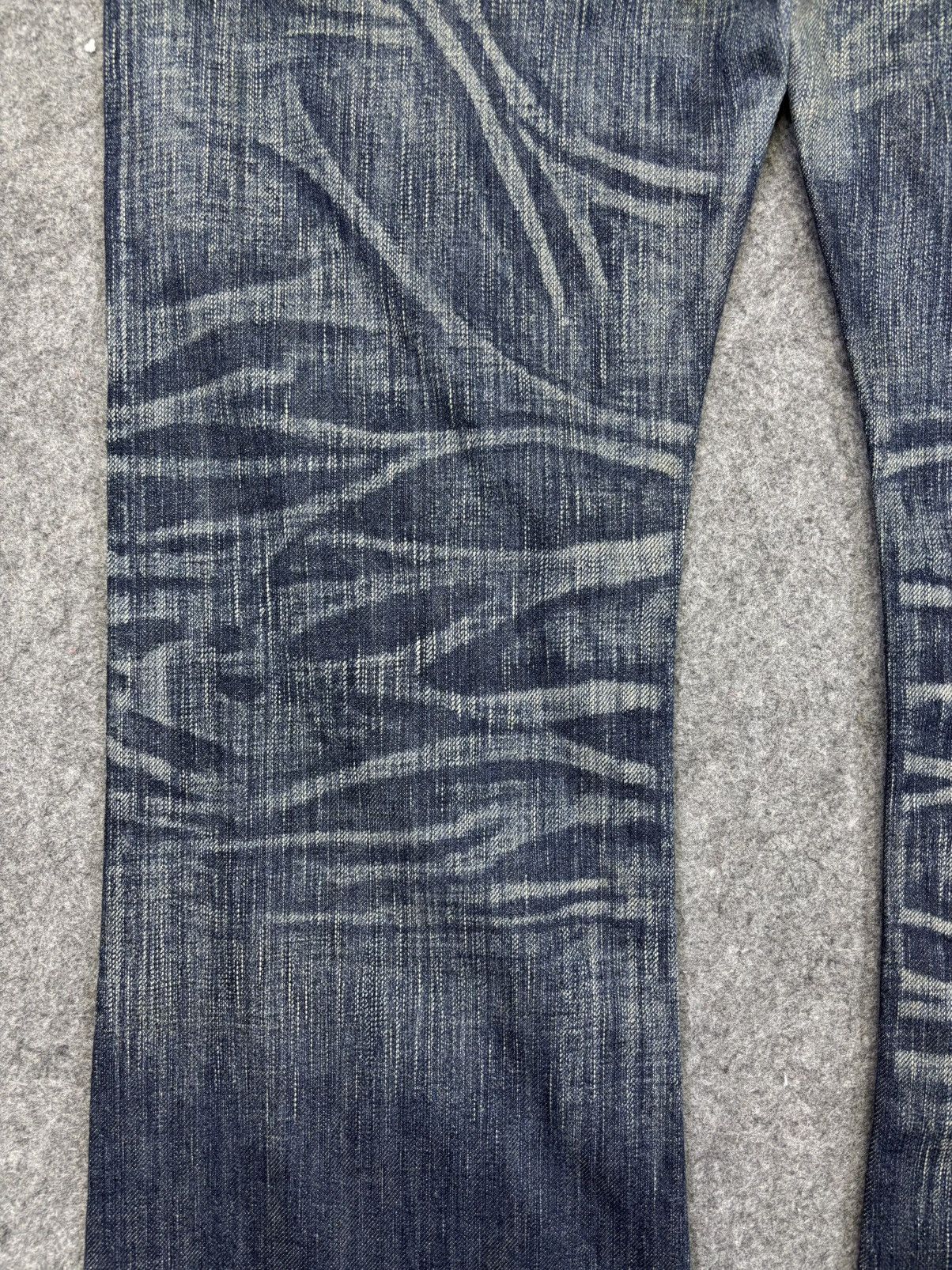 Edwin 💥Flare💥Insane Edwin 90s Style Raw Fades Flare Denim F938 Size US 32 / EU 48 - 11 Thumbnail