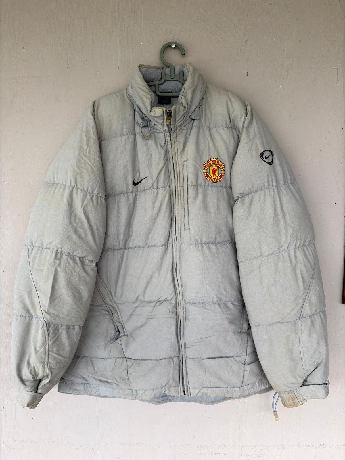 Nike Manchester United Nike Puffer Jacket Design Down Jacket Size US XL / EU 56 / 4 - 1 Thumbnail