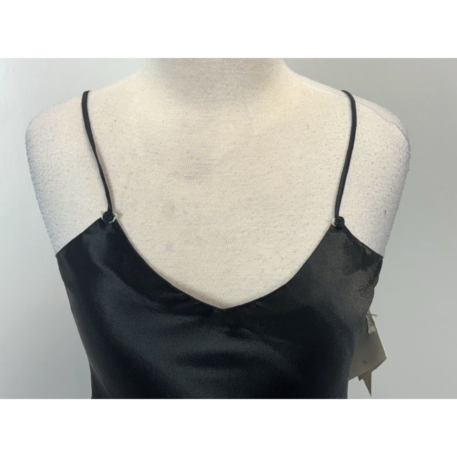 Lord & Taylor VINTAGE NEW! Lord & Taylor Satin Cami Tank Top Sz Medium Women’s Black Size M / US 6-8 / IT 42-44 - 5 Thumbnail