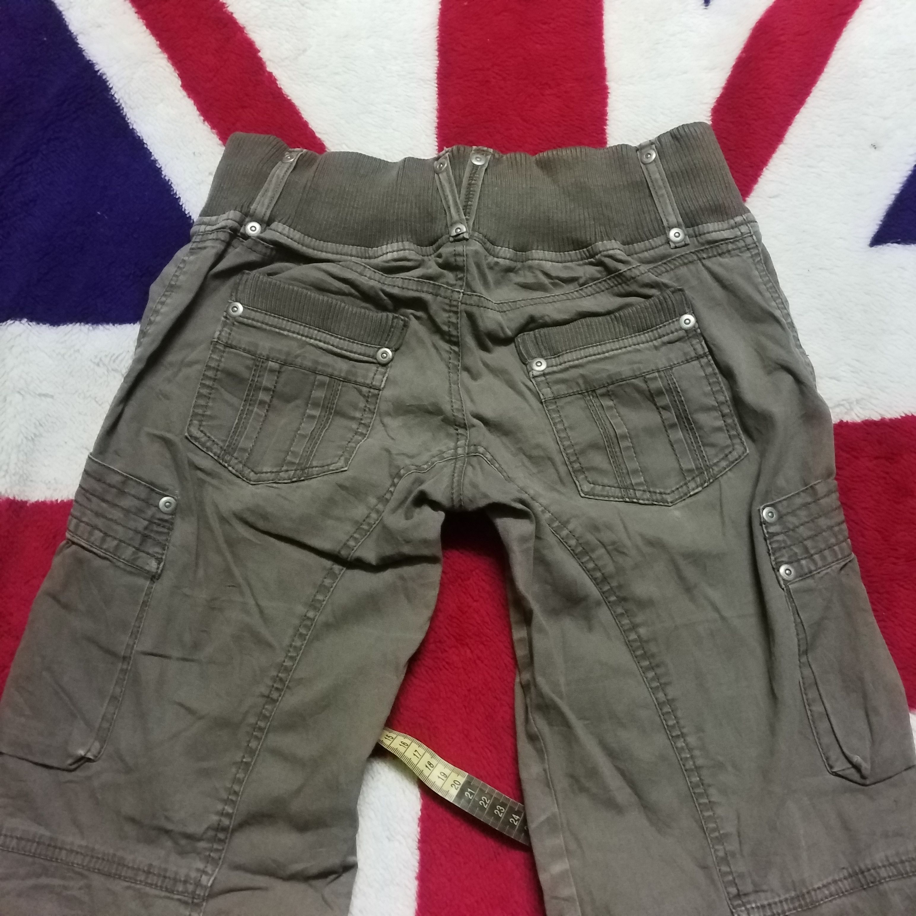 Japanese Brand LOW RISE SUPER FLARE CARGO PANT DISTRESS Size 32" / US 10 / IT 46 - 9 Thumbnail