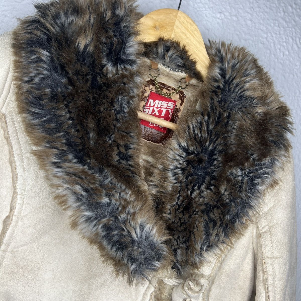 Miss Sixty Miss Sixty Faux Fur Sheepskin Jacket Coat Beige Retro RARE Size M / US 6-8 / IT 42-44 - 4 Thumbnail