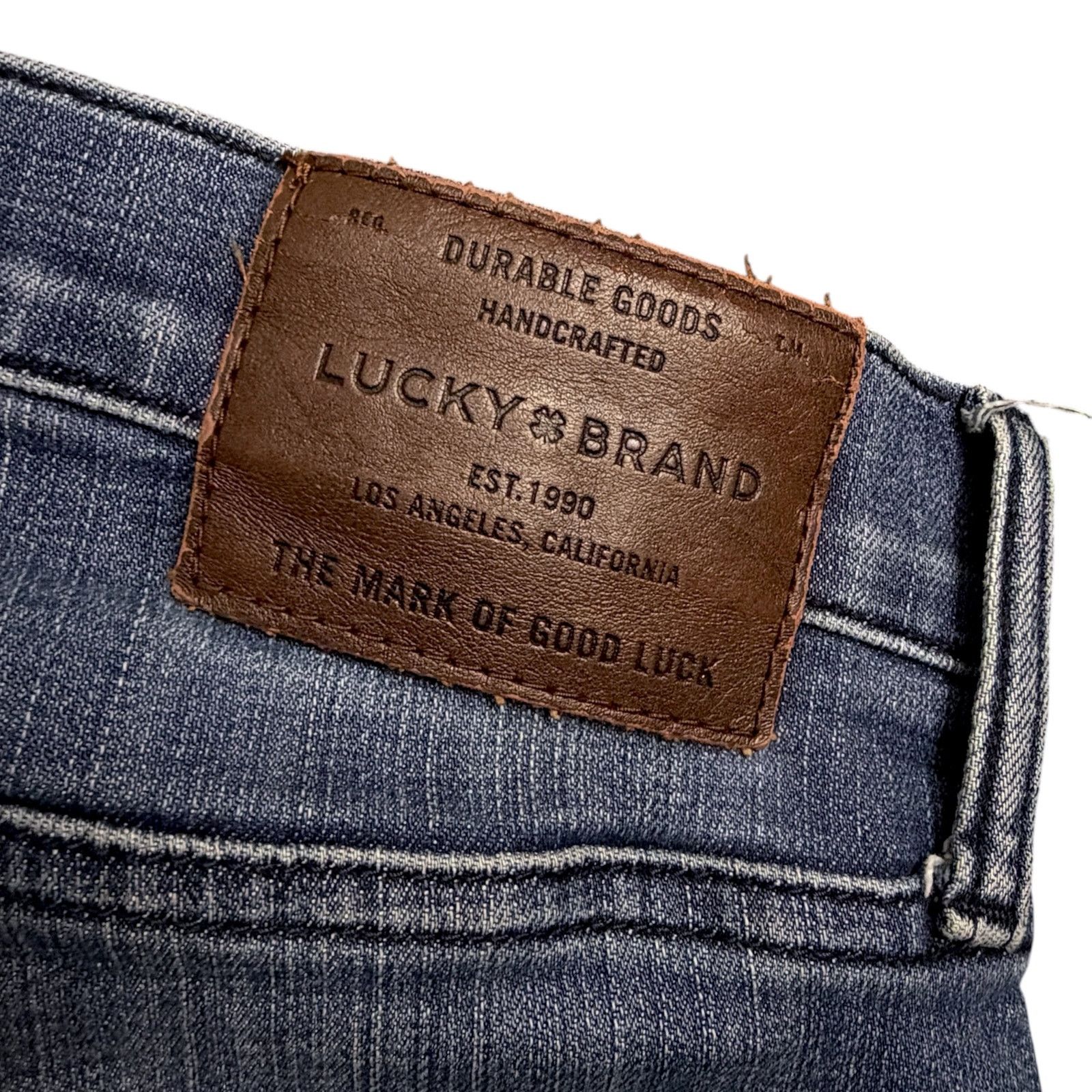 Lucky Brand Lucky Brand Men's 31x32 Distressed 110 Skinny Stretch Jeans Size US 31 - 12 Thumbnail