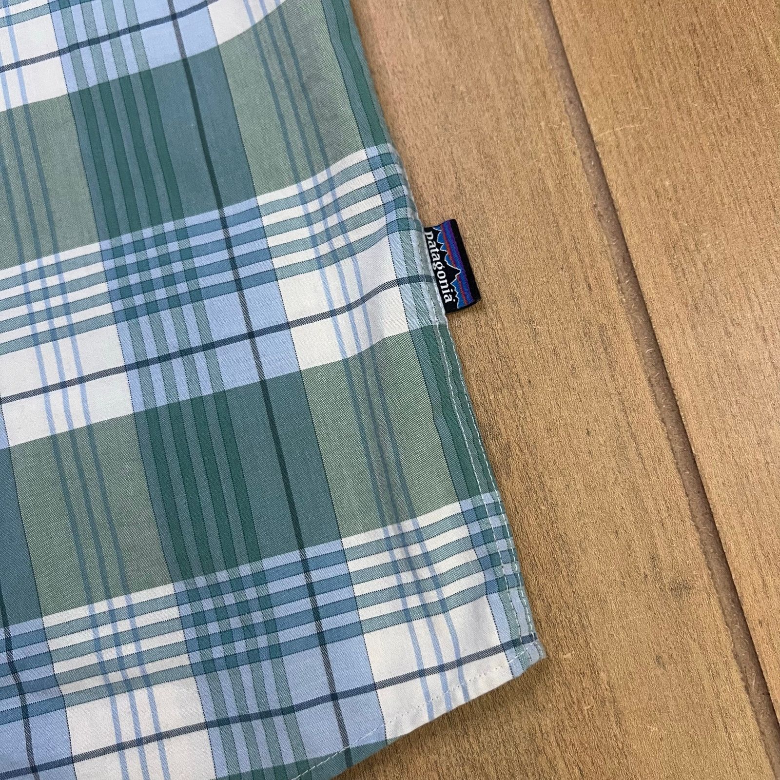Patagonia Patagonia Shirt Men Medium Green/Blue Organic Cotton casual Size US M / EU 48-50 / 2 - 8 Thumbnail