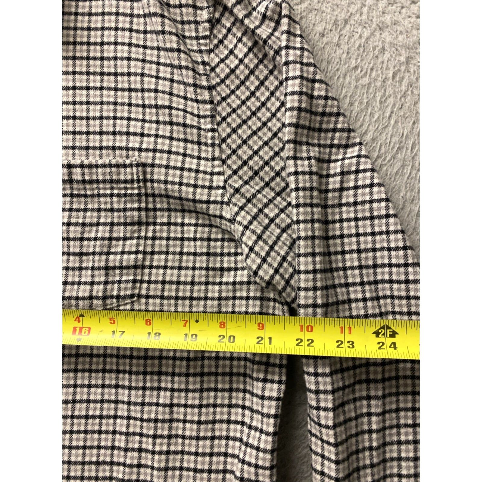 Gap Gap Button Shirt Men’s M Long Sleeve Gray Houndstooth /0475 Size US M / EU 48-50 / 2 - 5 Thumbnail