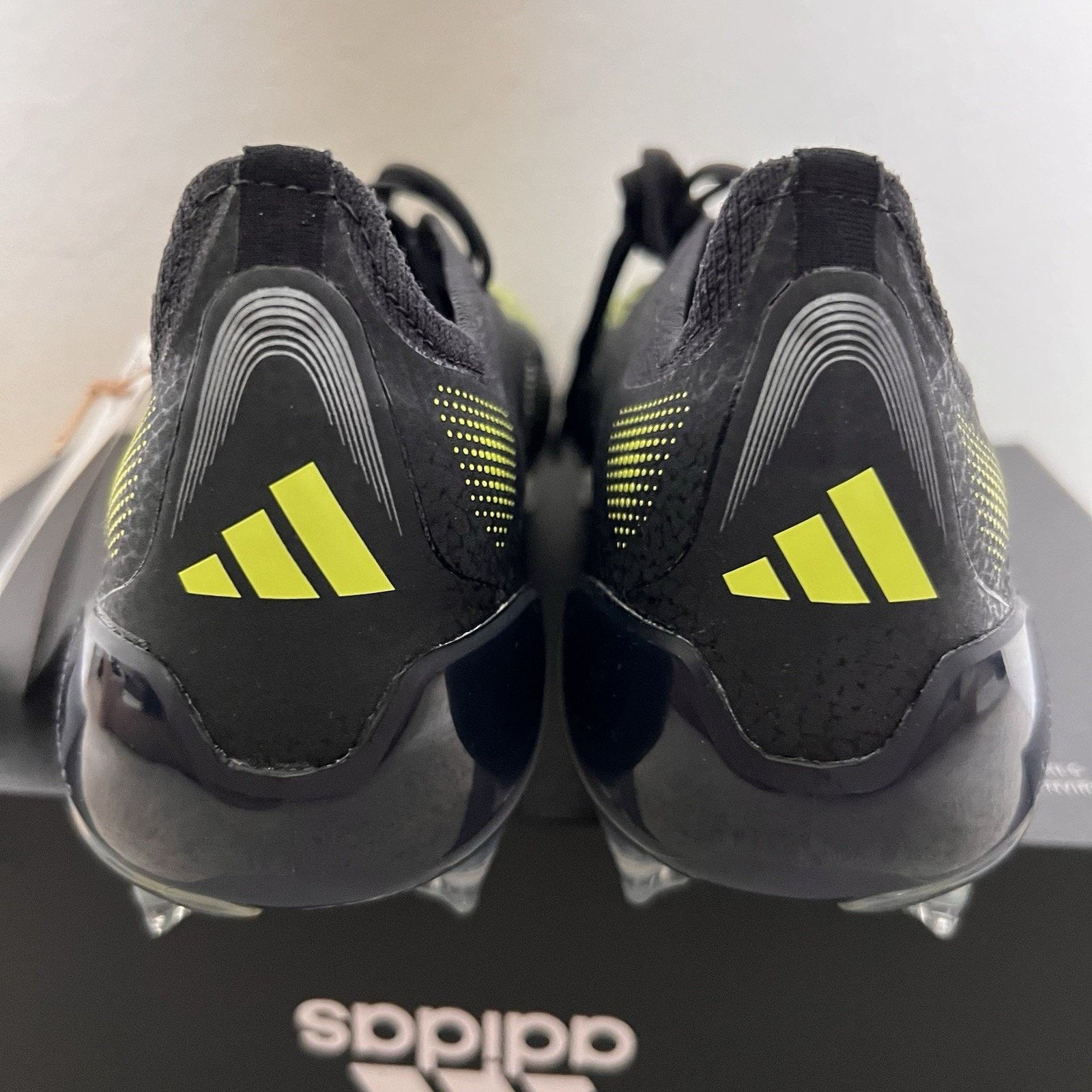 Adidas Adidas Predator Elite FG Electric Stealth Pack Cleats 7.5 Size US 7.5 / EU 40-41 - 5 Thumbnail