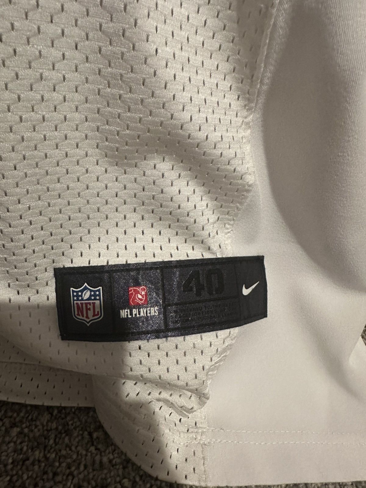 Nike Robert Griffin III Number 10 Redskins Jersey Size US M / EU 48-50 / 2 - 5 Thumbnail