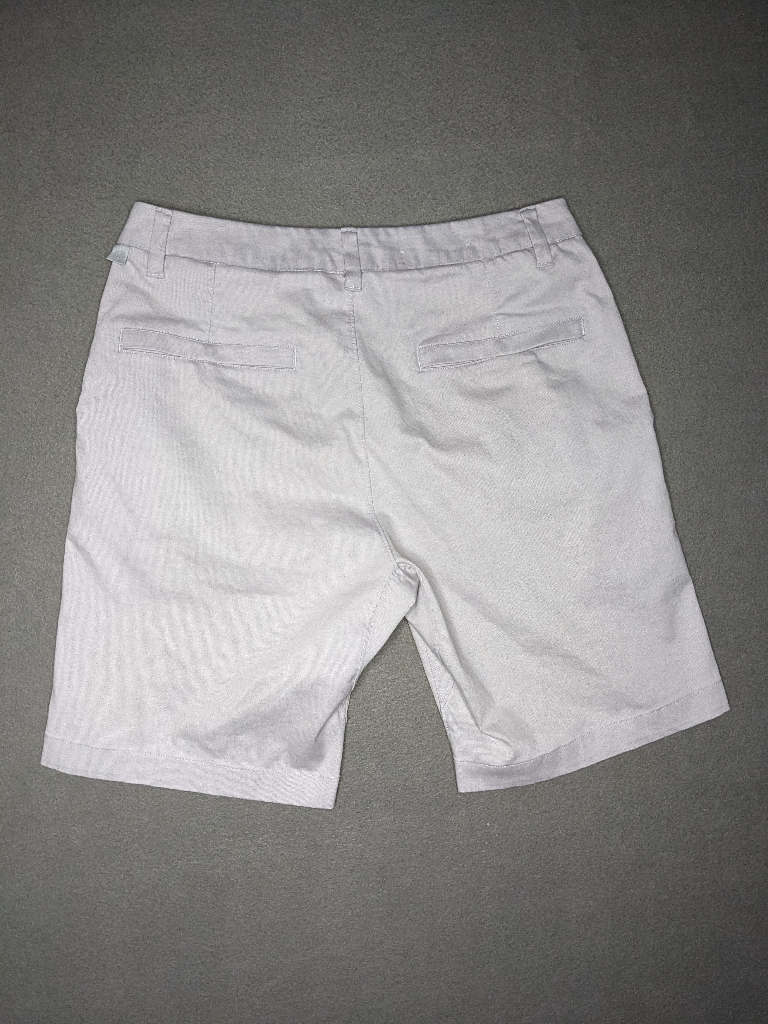 Lululemon Lululemon Commission Chino Shorts 9" Mens 30 Golf LM7AUES Size US 30 / EU 46 - 4 Thumbnail
