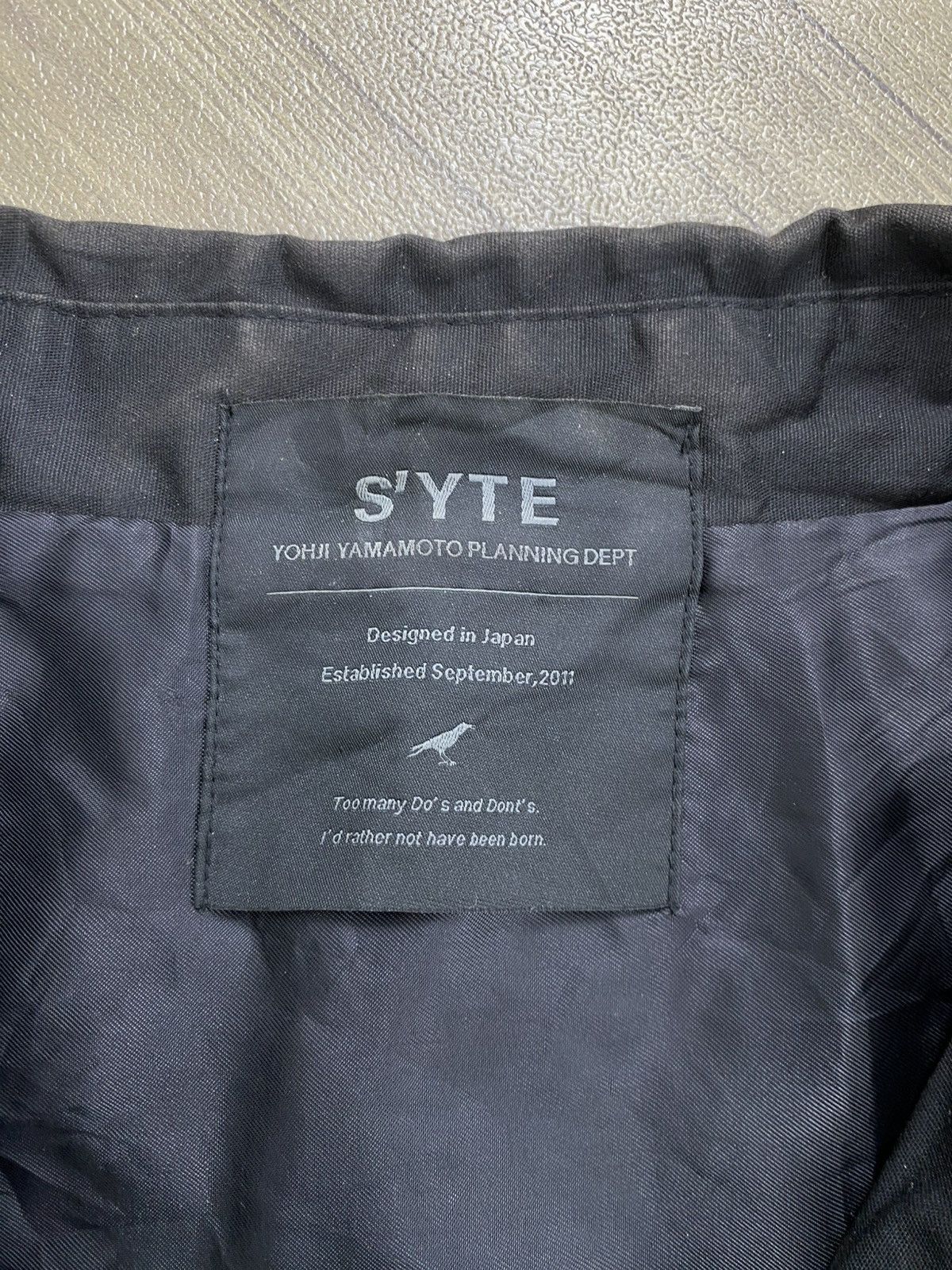 Yohji Yamamoto AW20 S’yte Yohji Yamamoto x Junji Ito Tomie Coach Jacket Size US L / EU 52-54 / 3 - 16 Thumbnail