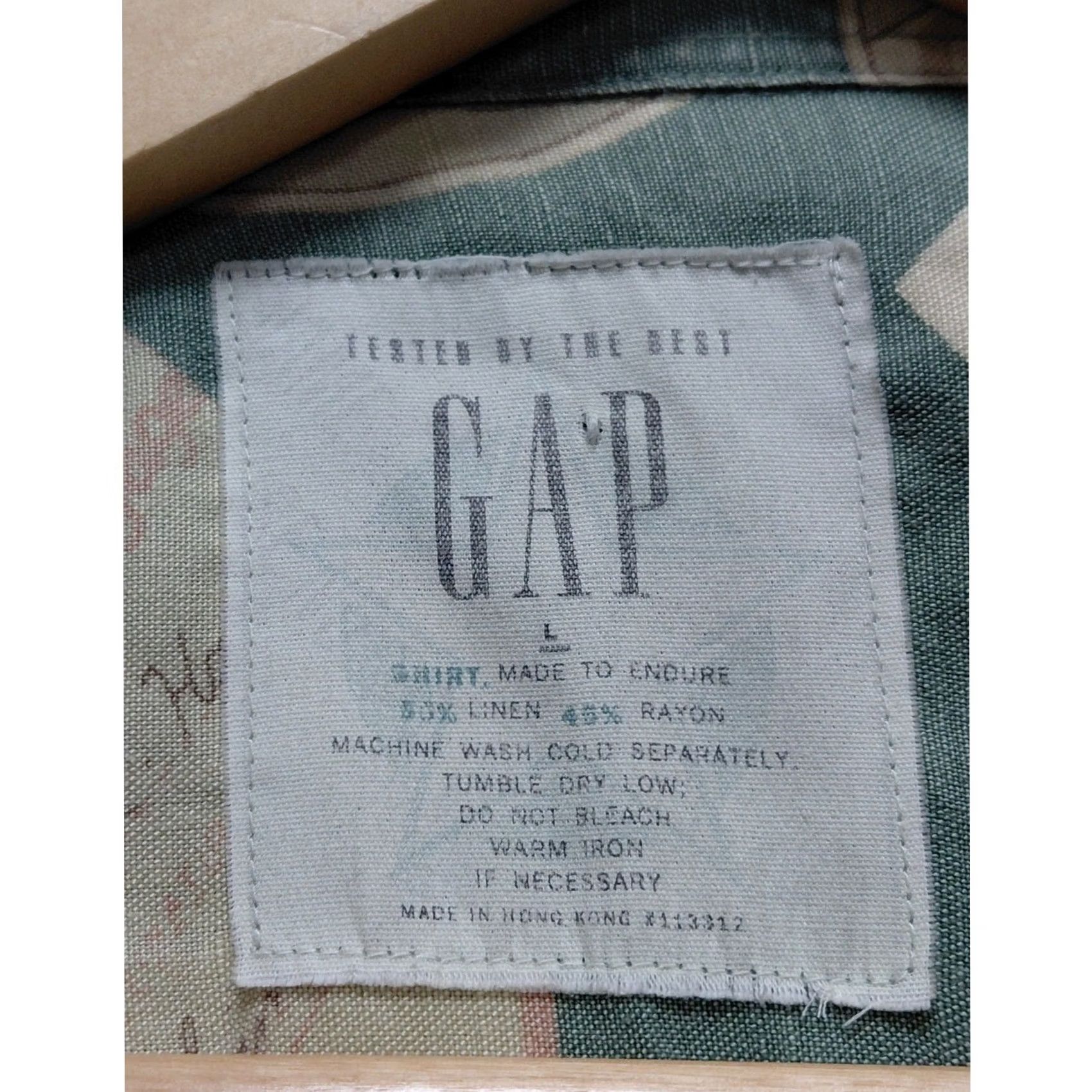 Gap VINTAGE GAP Linen Rayon Short Sleeve Button-Down Shirt Abstract Print Size L Green Mens Casual 1990s Travel Front Chest Pocket Button Front Size US L / EU 52-54 / 3 - 3 Thumbnail