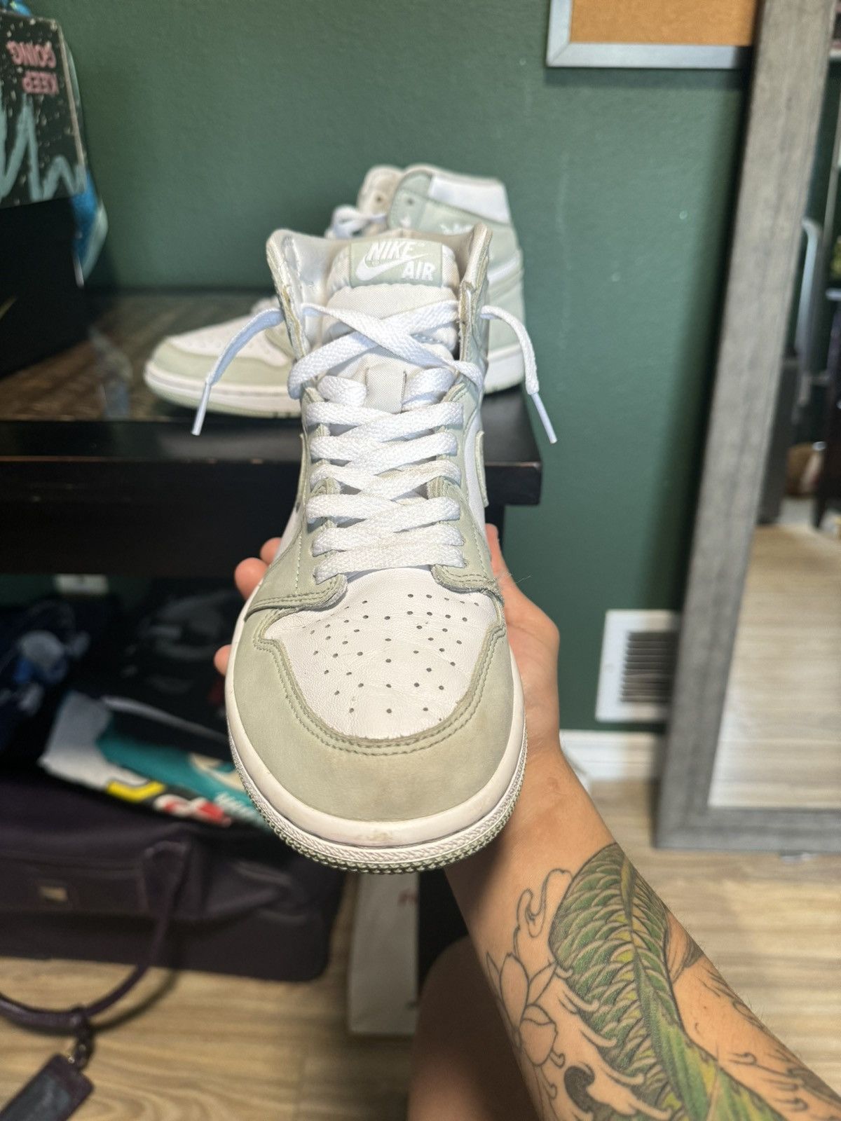Jordan Brand × Nike WMNS Jordan 1 ‘Sea foam’ 2021 Size US 7.5 / EU 40-41 - 10 Thumbnail
